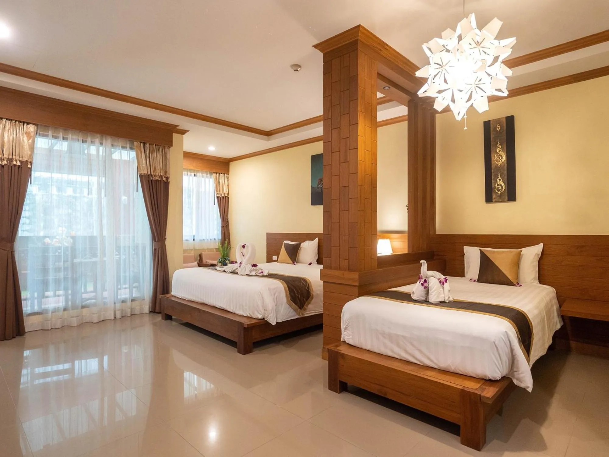Bed in Baan Sailom Hotel Phuket - Sha Extra Plus