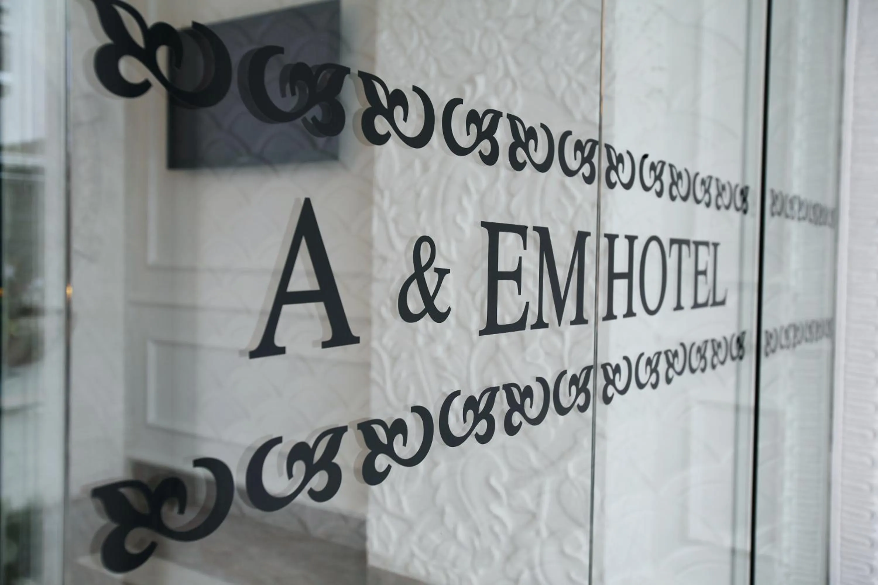 Logo/Certificate/Sign in A&EM - The Petit Hotel