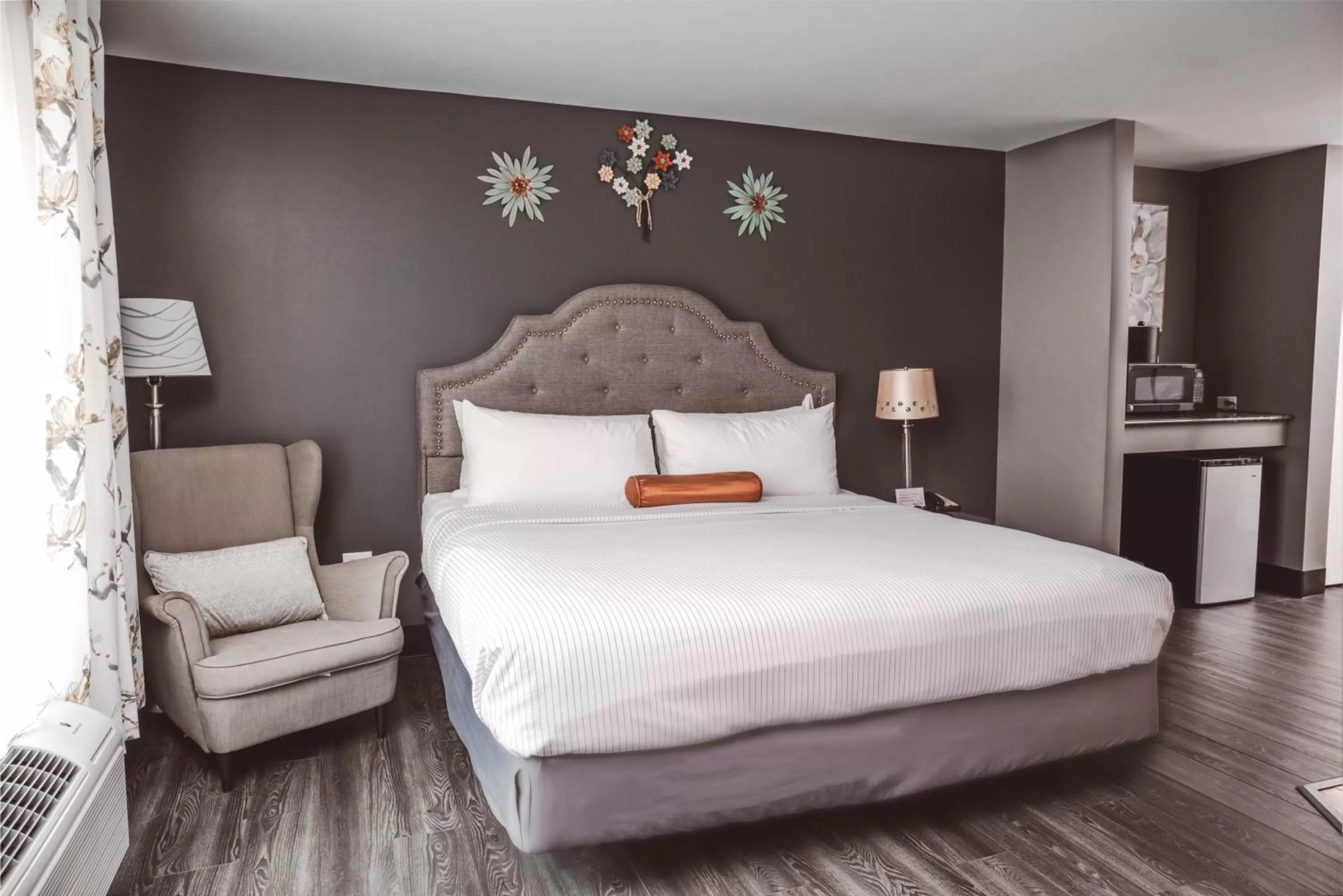 Bed in The Inn On Sheridan