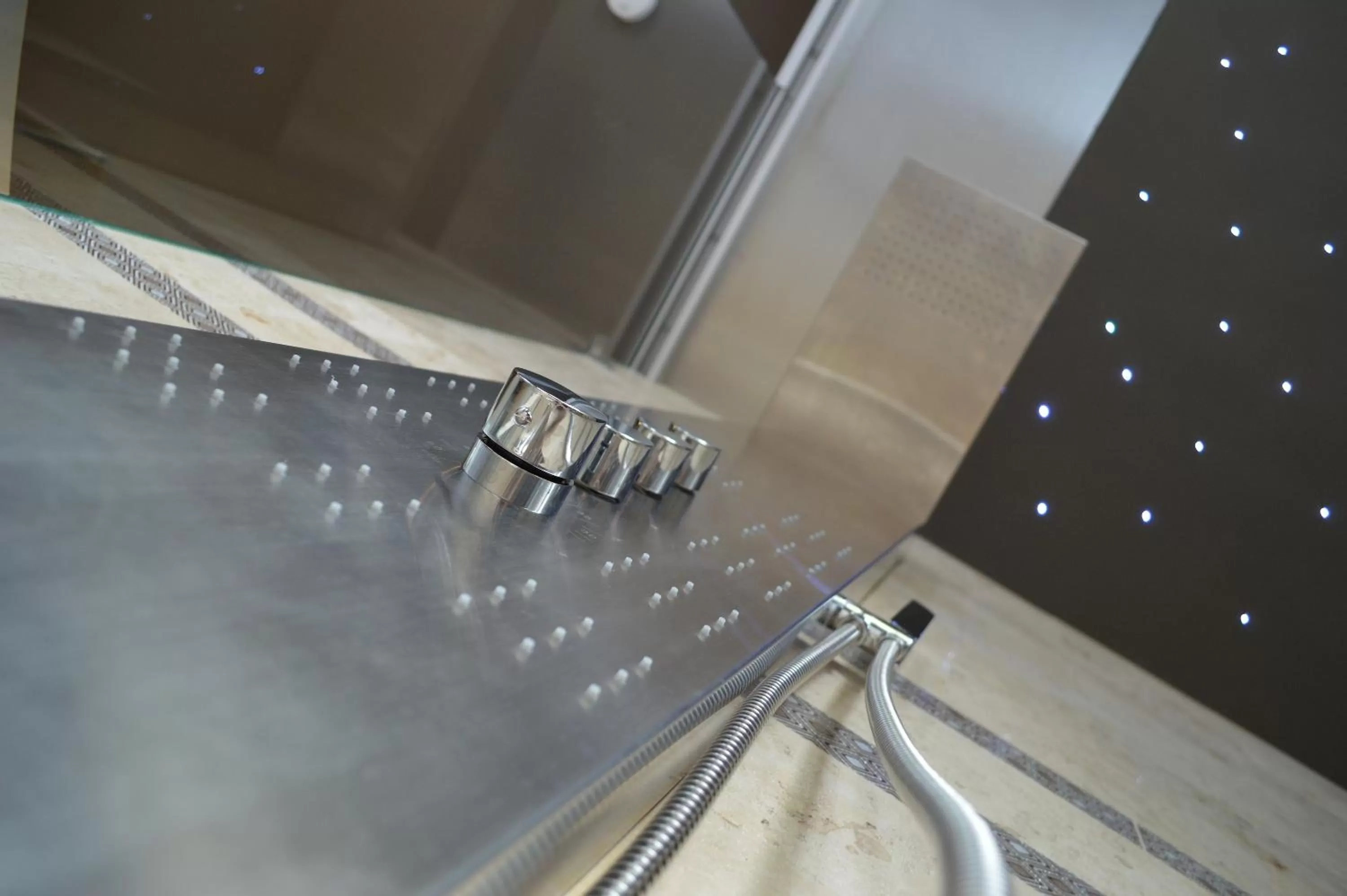 Shower in Hotel RICHTR