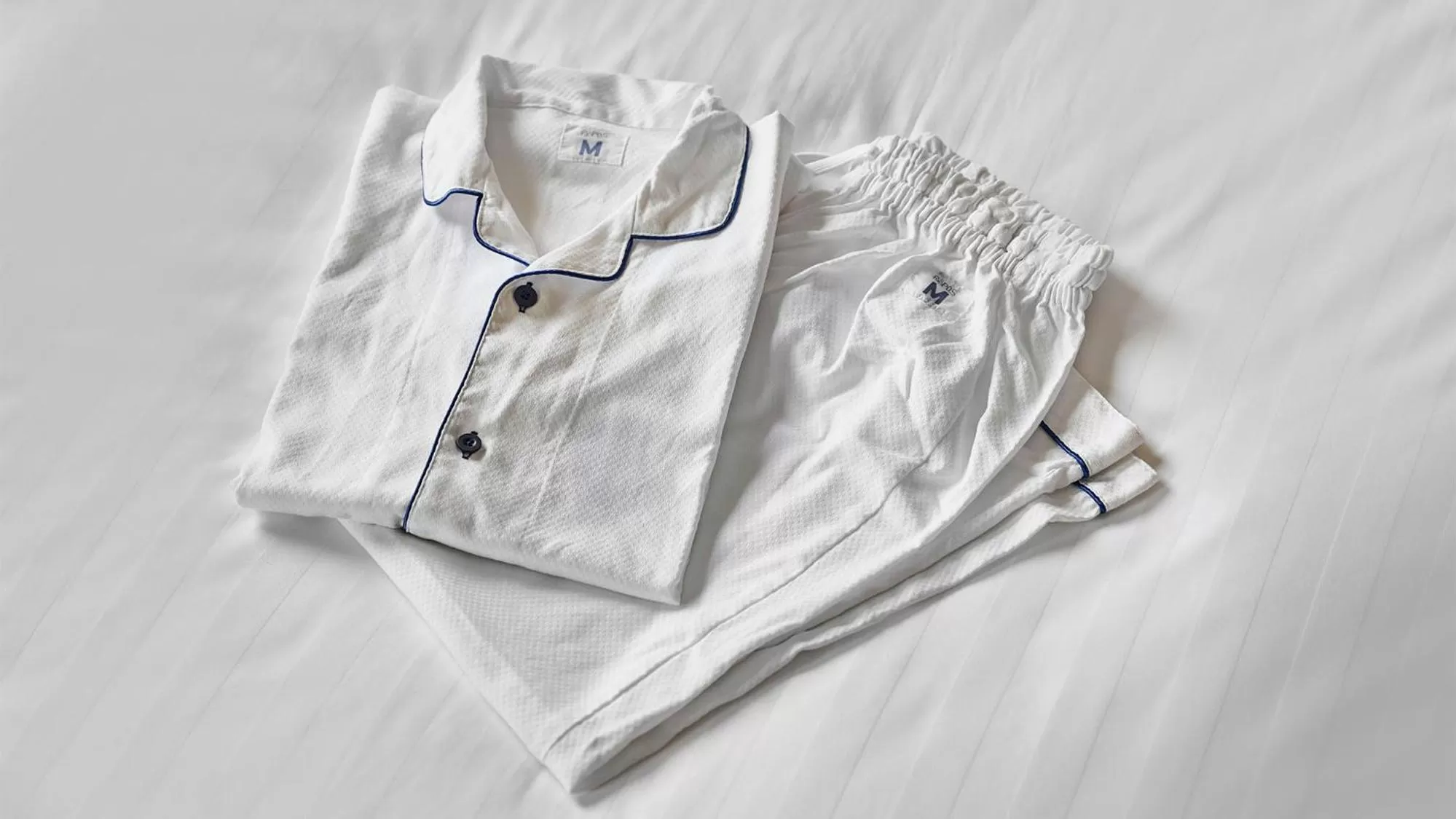 wardrobe in Daiwa Roynet Hotel Akita