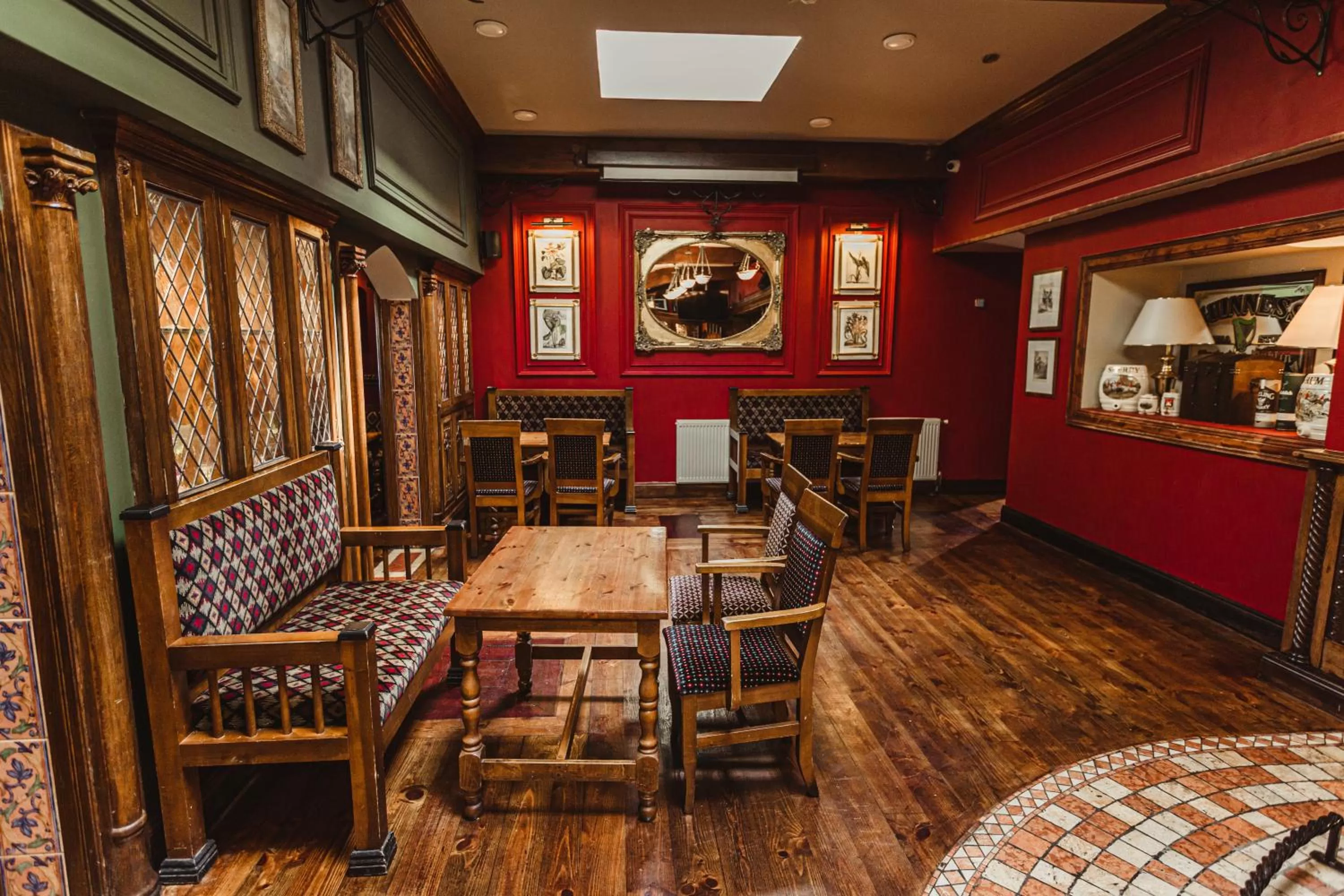 Restaurant/places to eat in Hamlet Court Hotel