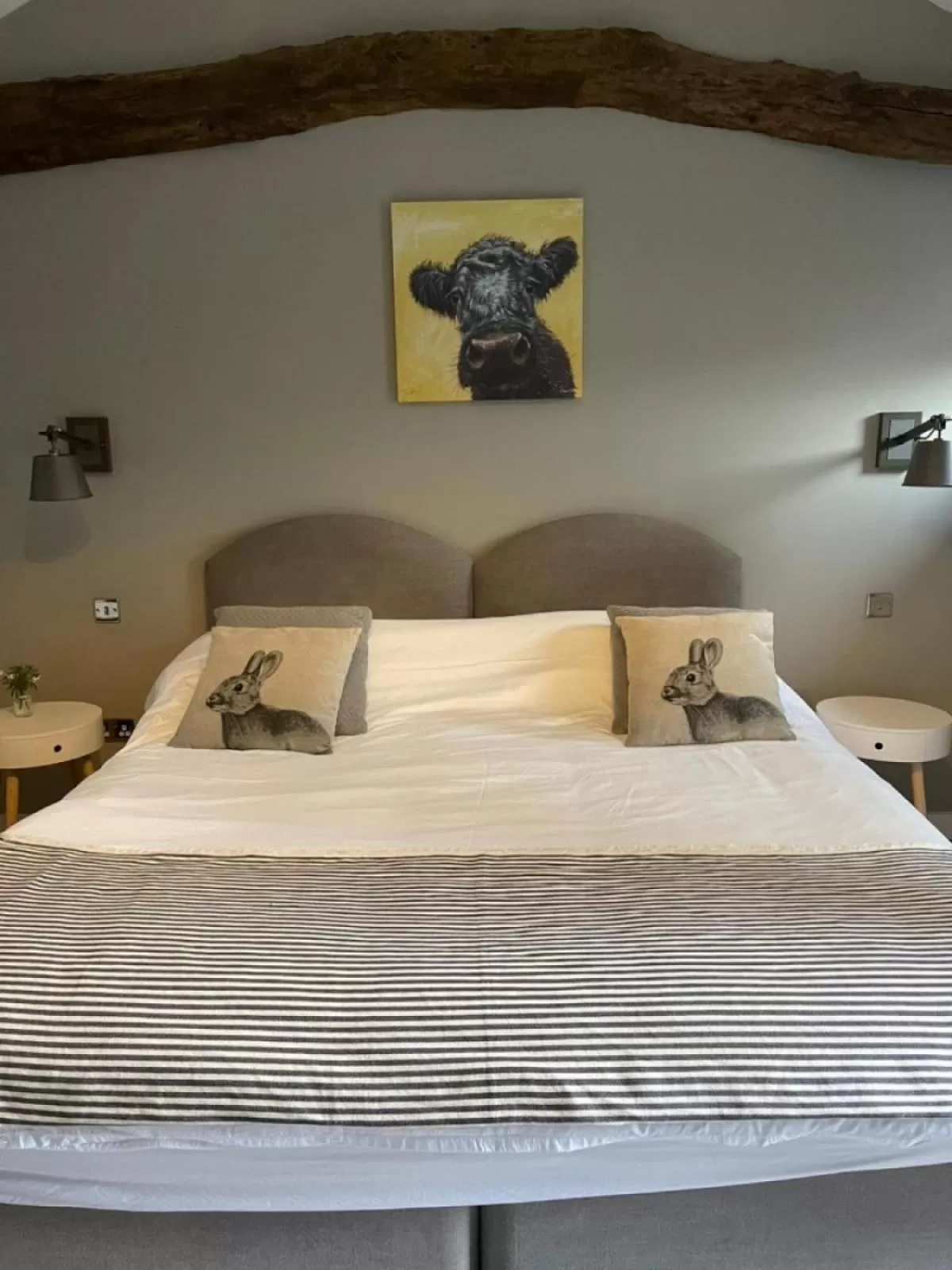 Bedroom, Bed in The British Queen, Meldreth