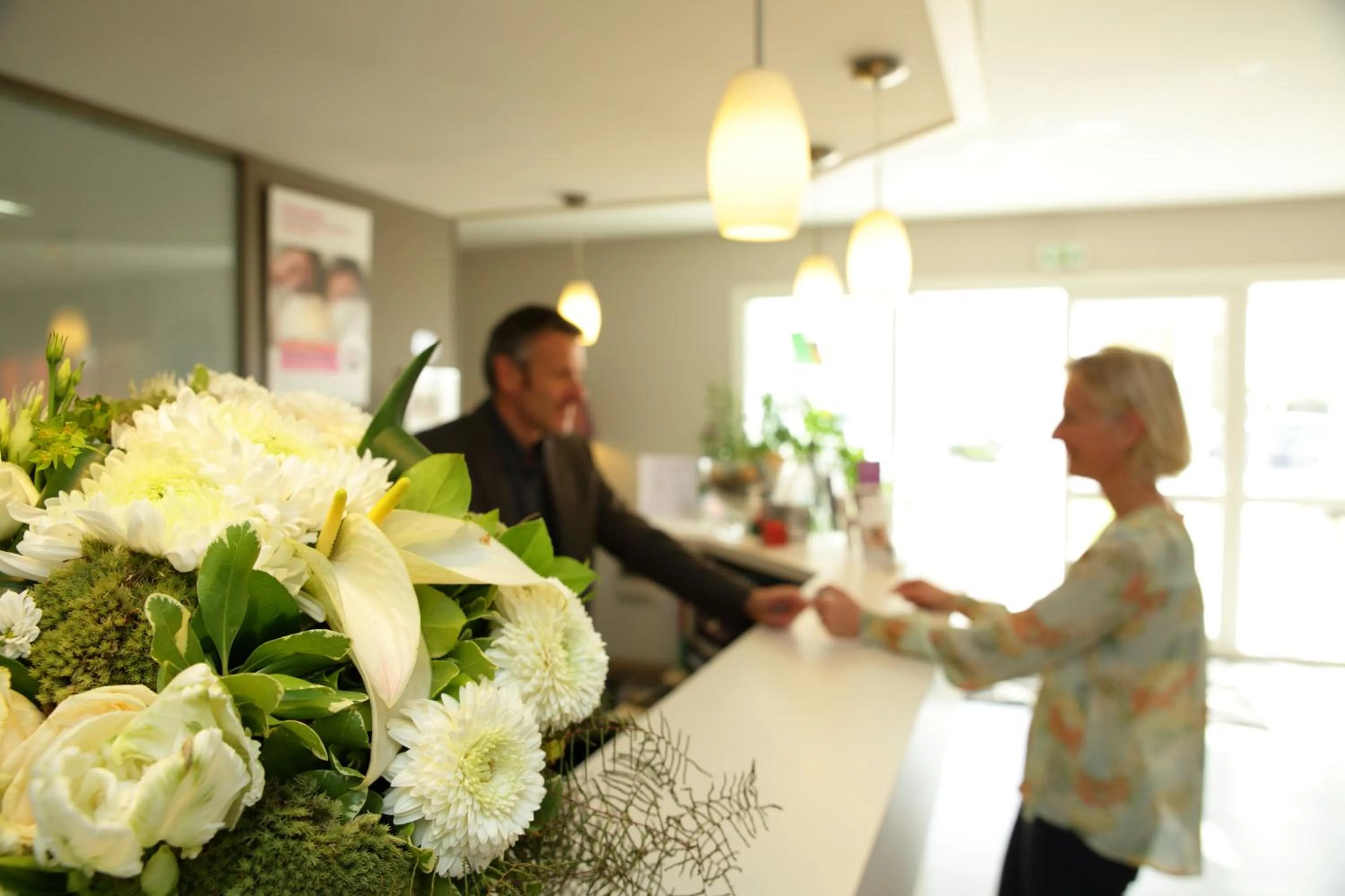 Lobby or reception in The Originals City, Hôtel La Terrasse, Tours Nord
