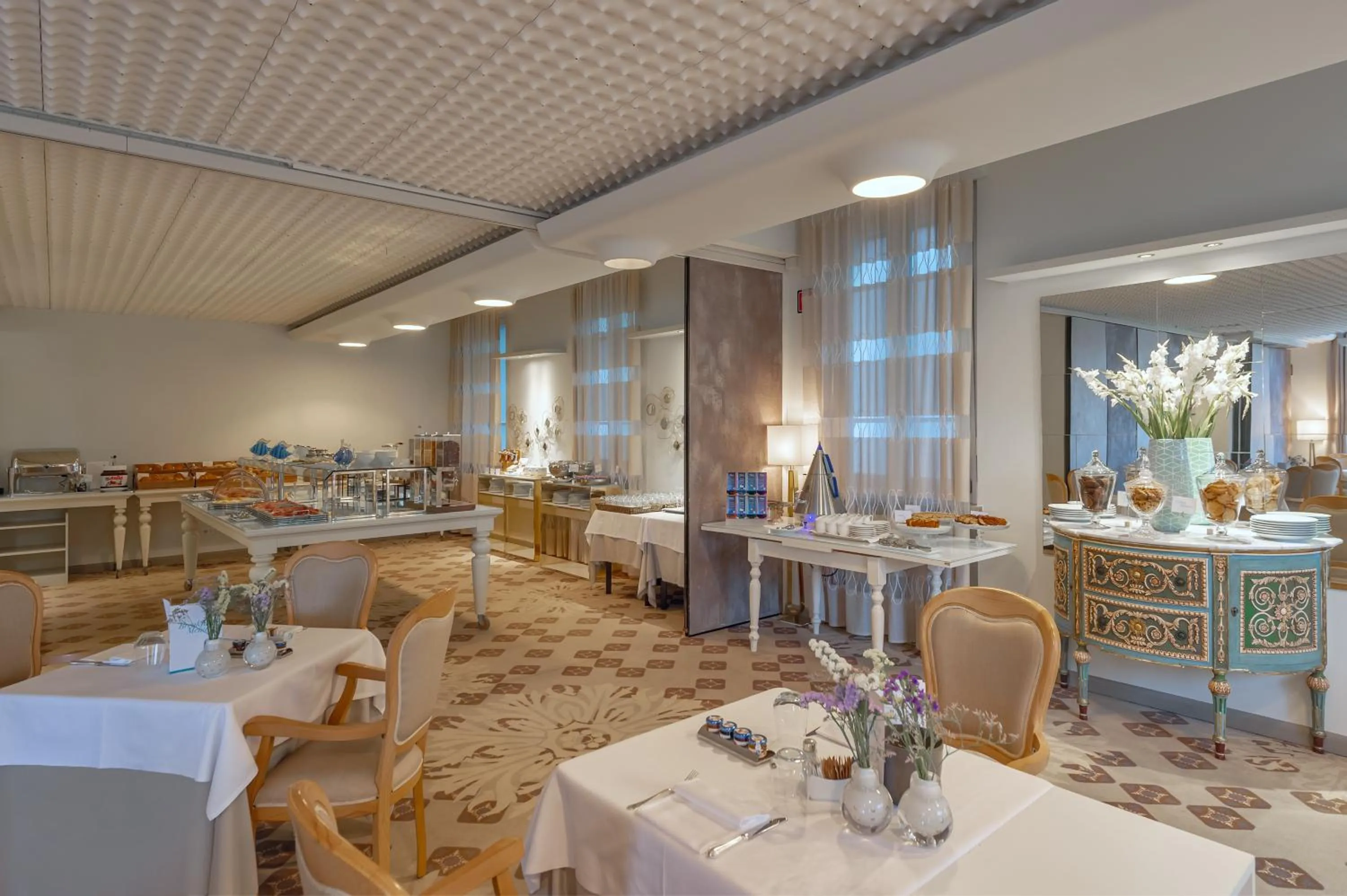 Restaurant/places to eat in Olivi Hotel & Natural Spa