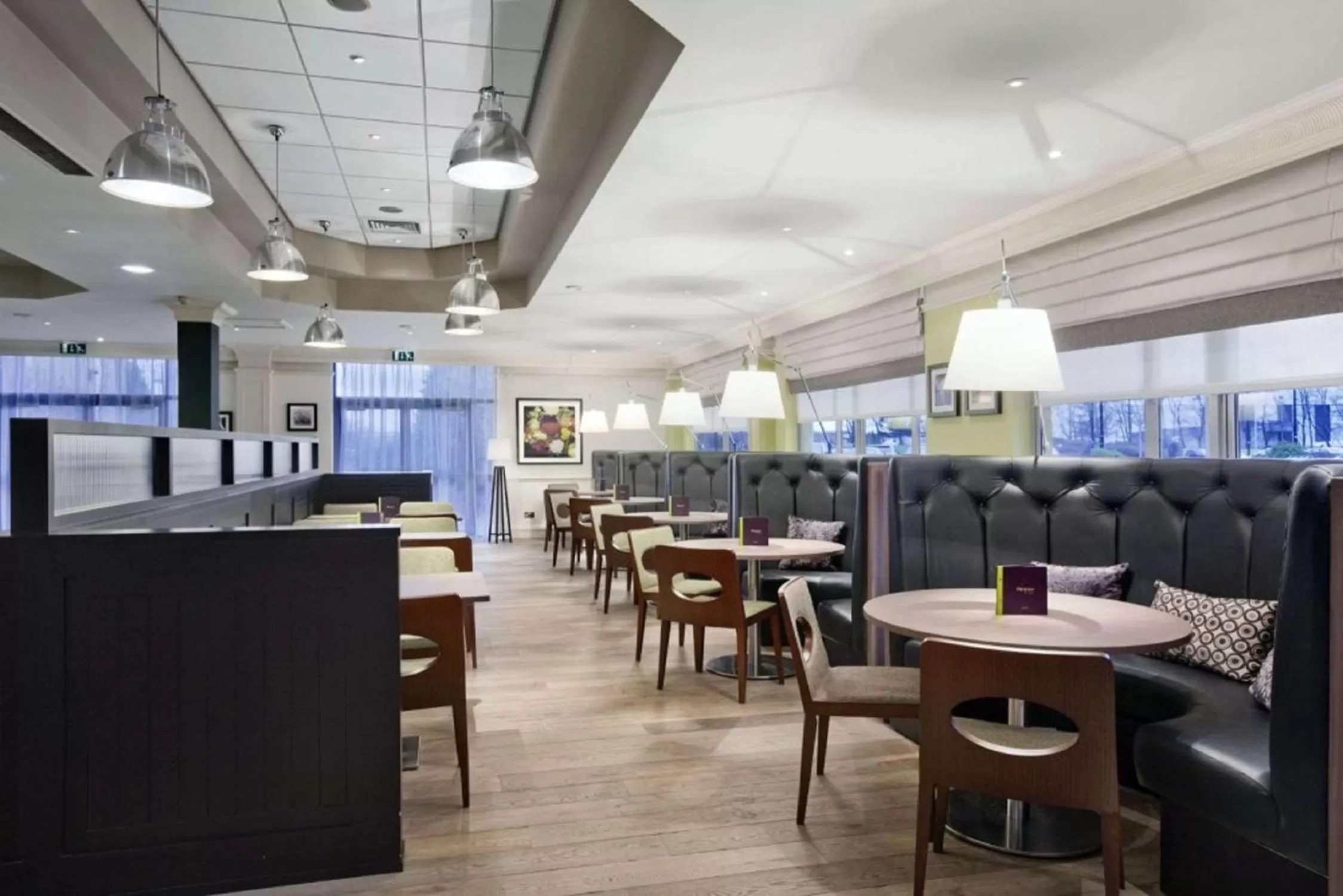 Restaurant/places to eat in Doubletree By Hilton Glasgow Strathclyde