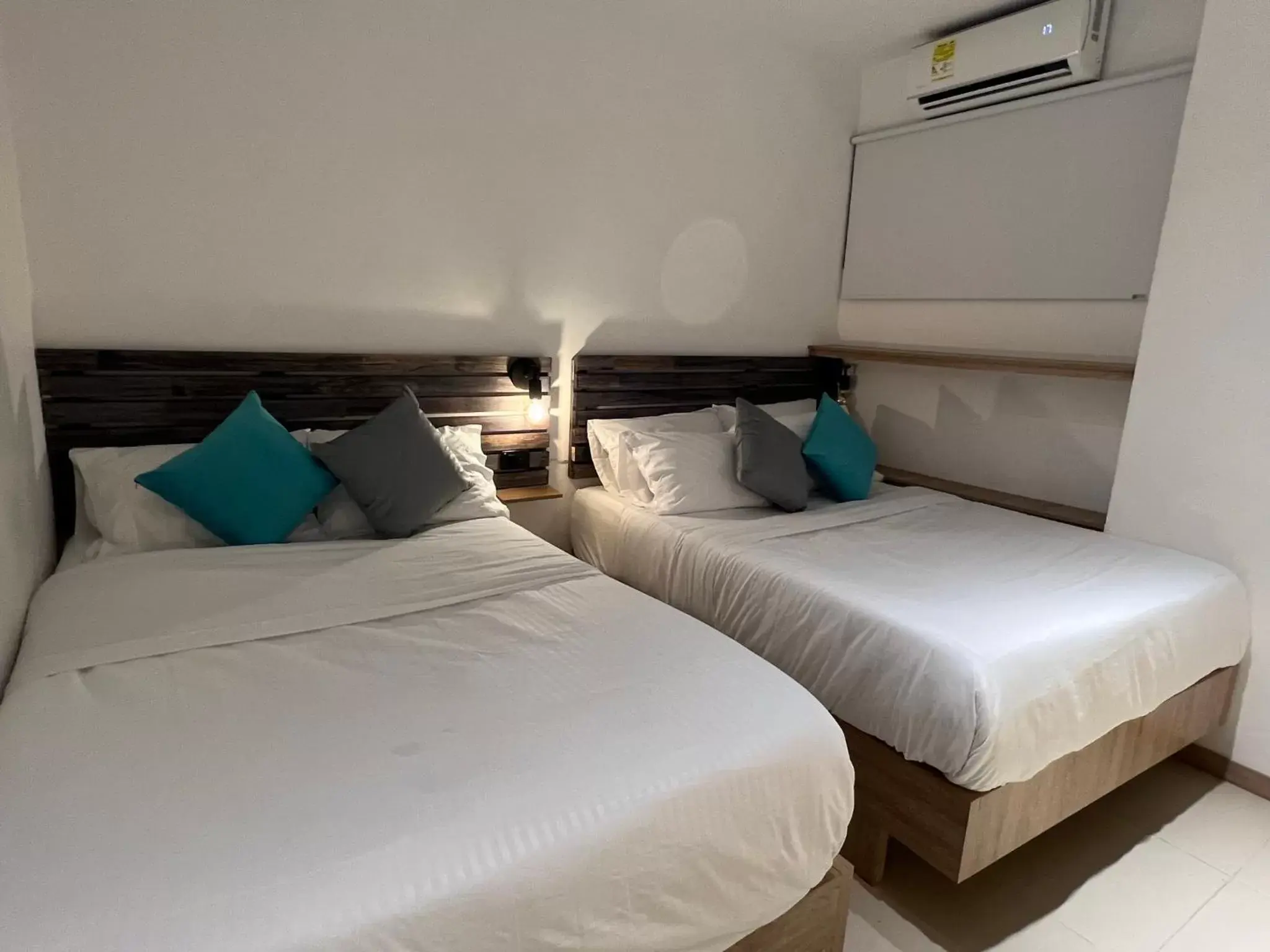 Triple Room in HOTEL 9.5 SAN FERNANDO Triple Room in HOTEL 9.5 SAN FERNANDO