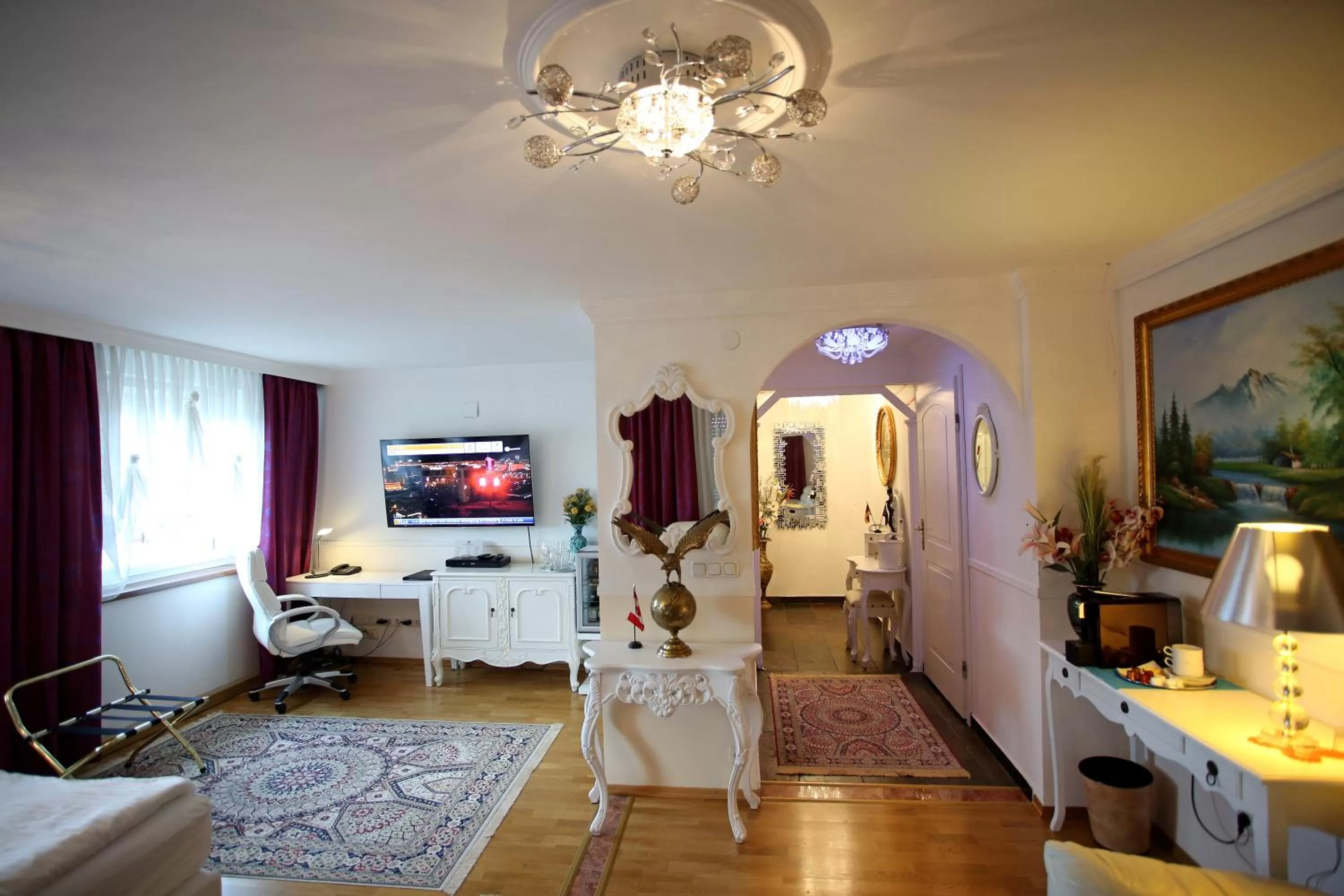 Decorative detail in Höckner Plaza Hotel