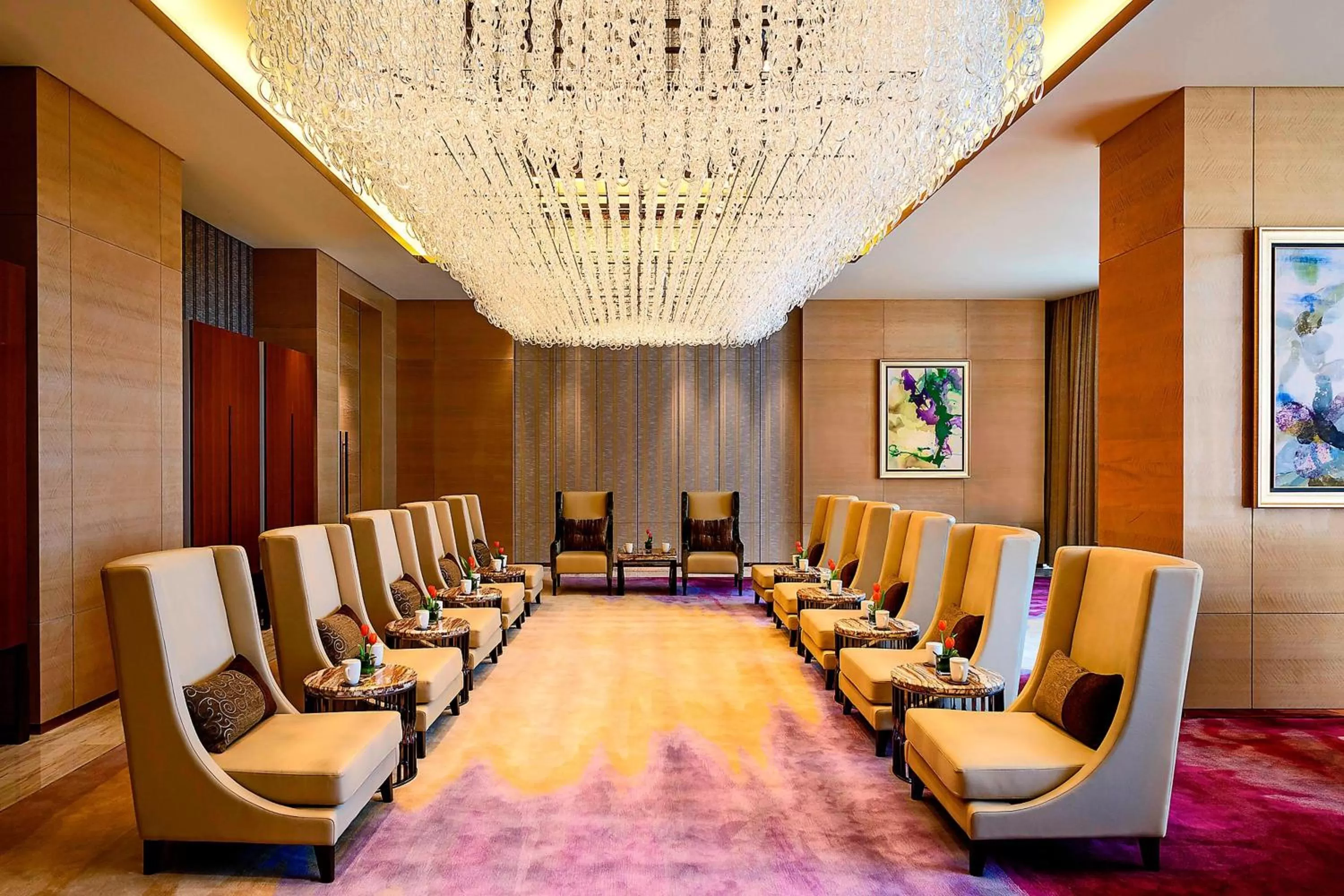 Lobby or reception in Sheraton Huzhou Taihu Lake Hot Spring Resort & Spa