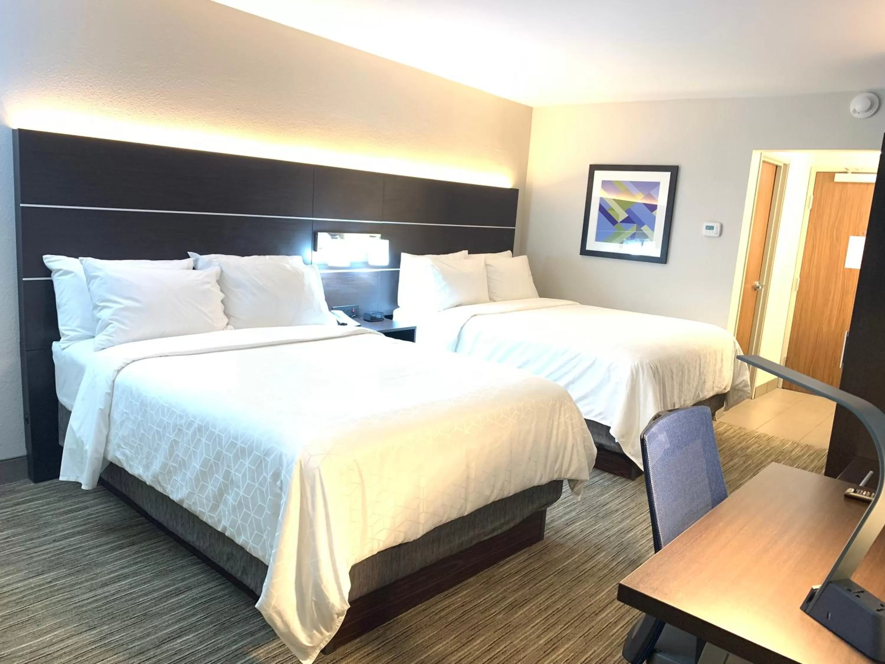 Photo of the whole room, Bed in Holiday Inn Express - Allentown North by IHG