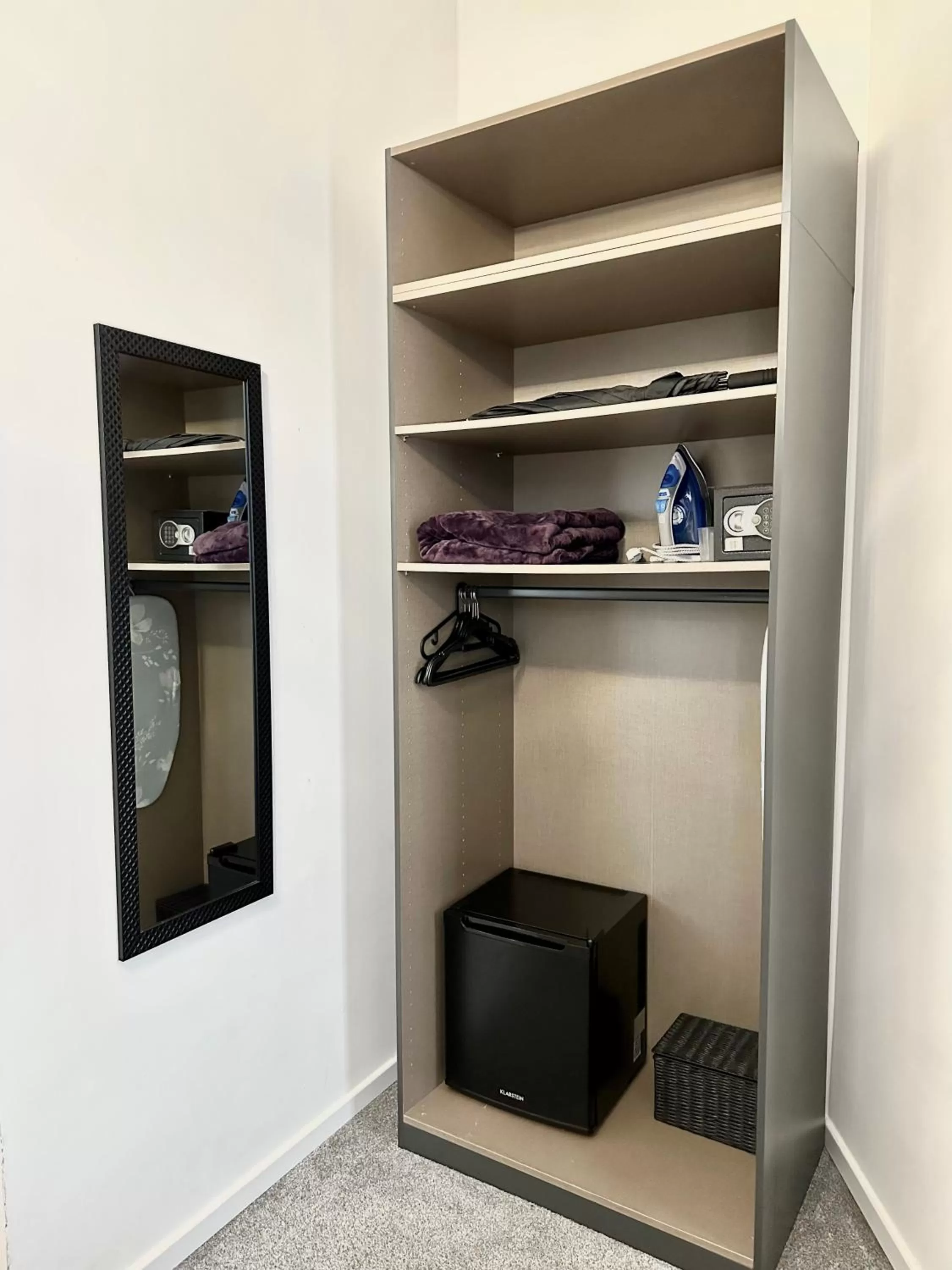 TV/Entertainment Center in B&B Donji Grad