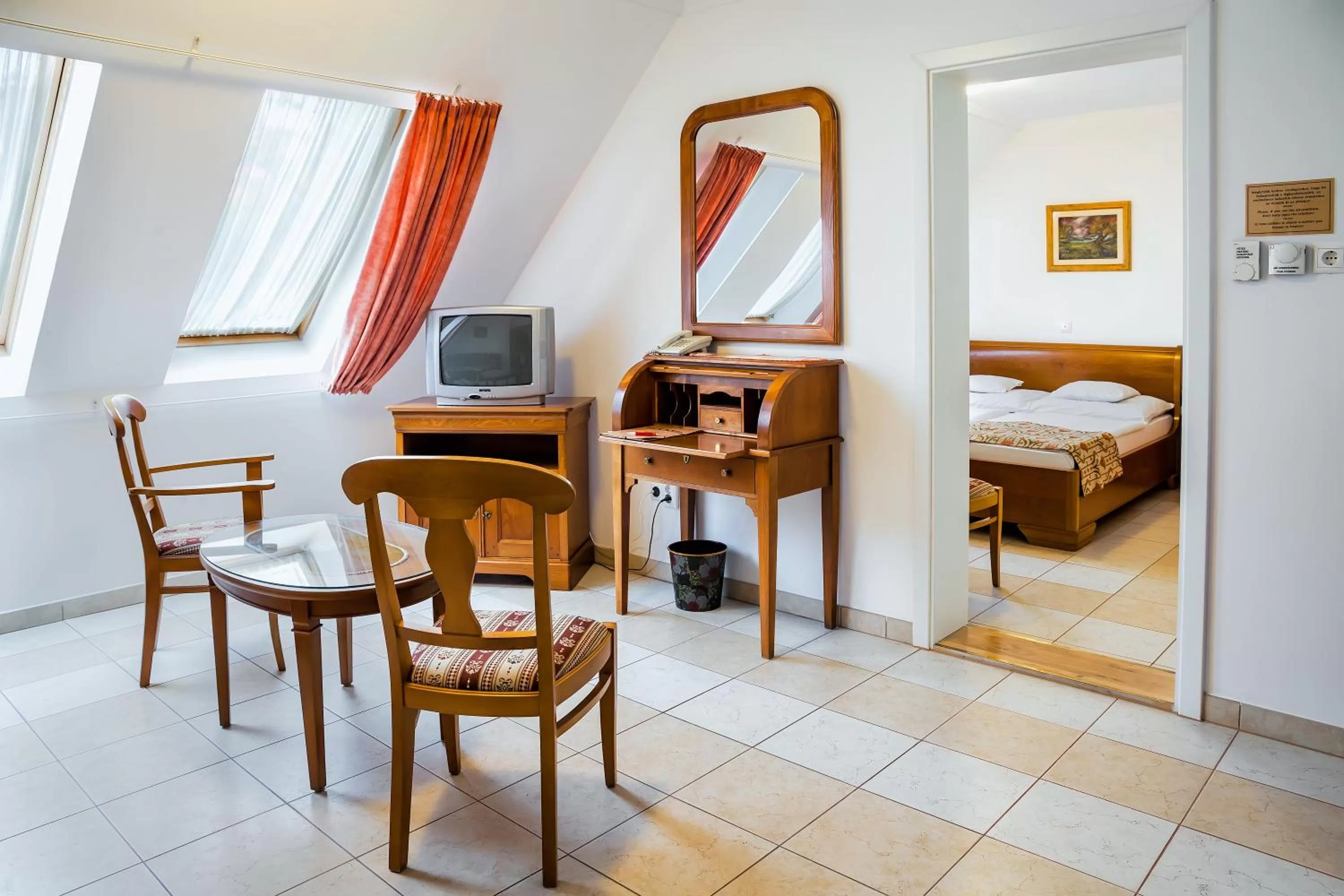 Photo of the whole room, Bed in Kata Panzió