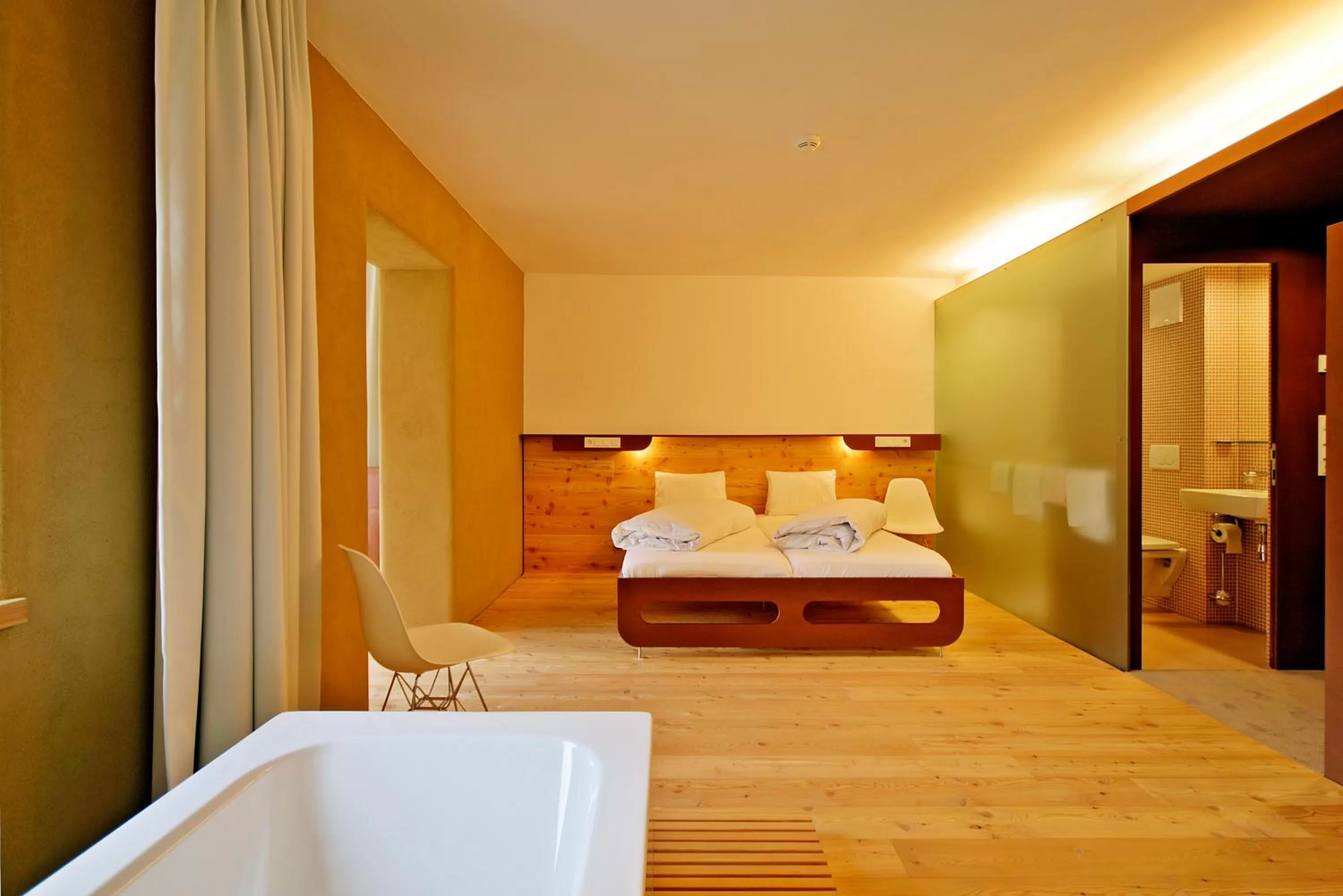 Photo of the whole room, Bed in Hotel Hinteregger