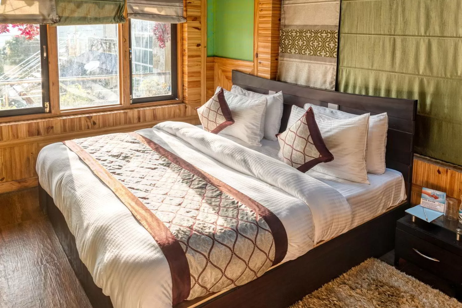 Bedroom, Bed in The Walnut Creek