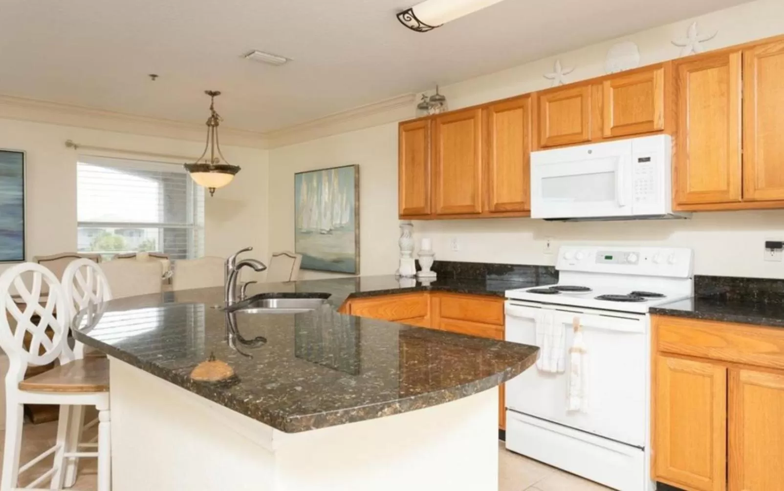 Ocean Gate at Hibiscus Resort