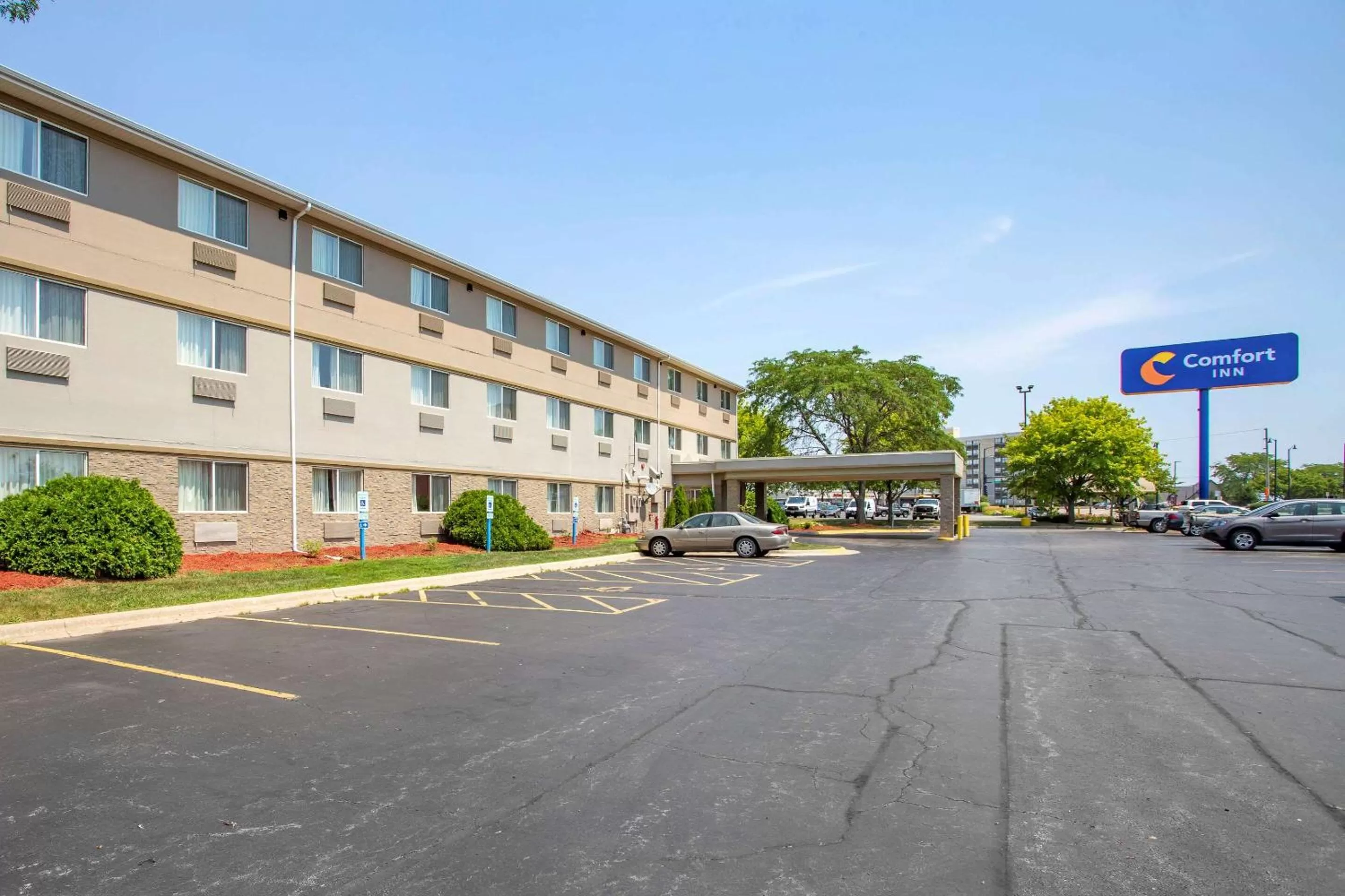 Property building in Comfort Inn Rockford near Casino District