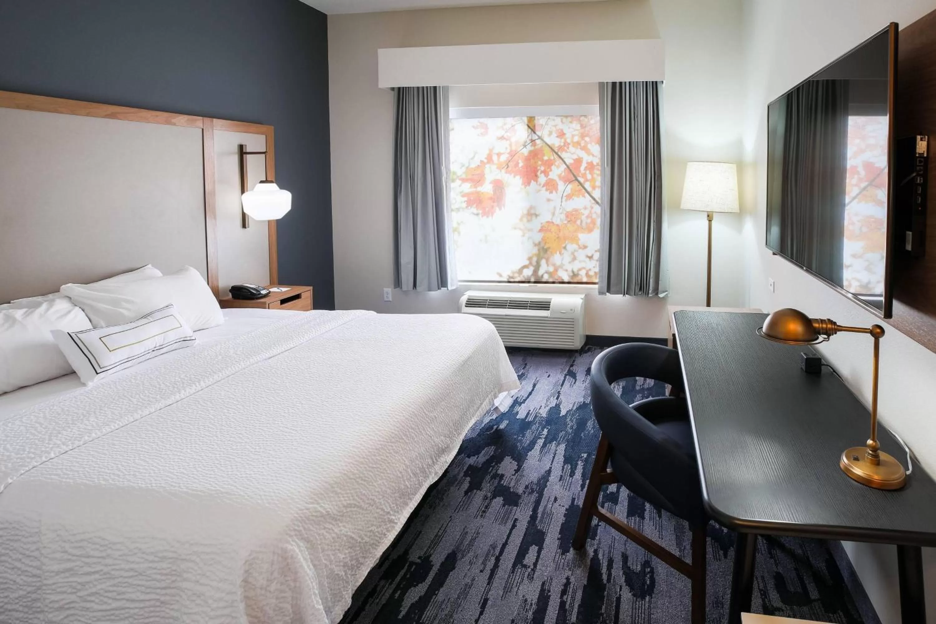 King Room - Hearing Accessible in Fairfield Inn & Suites by Marriott Elizabethtown