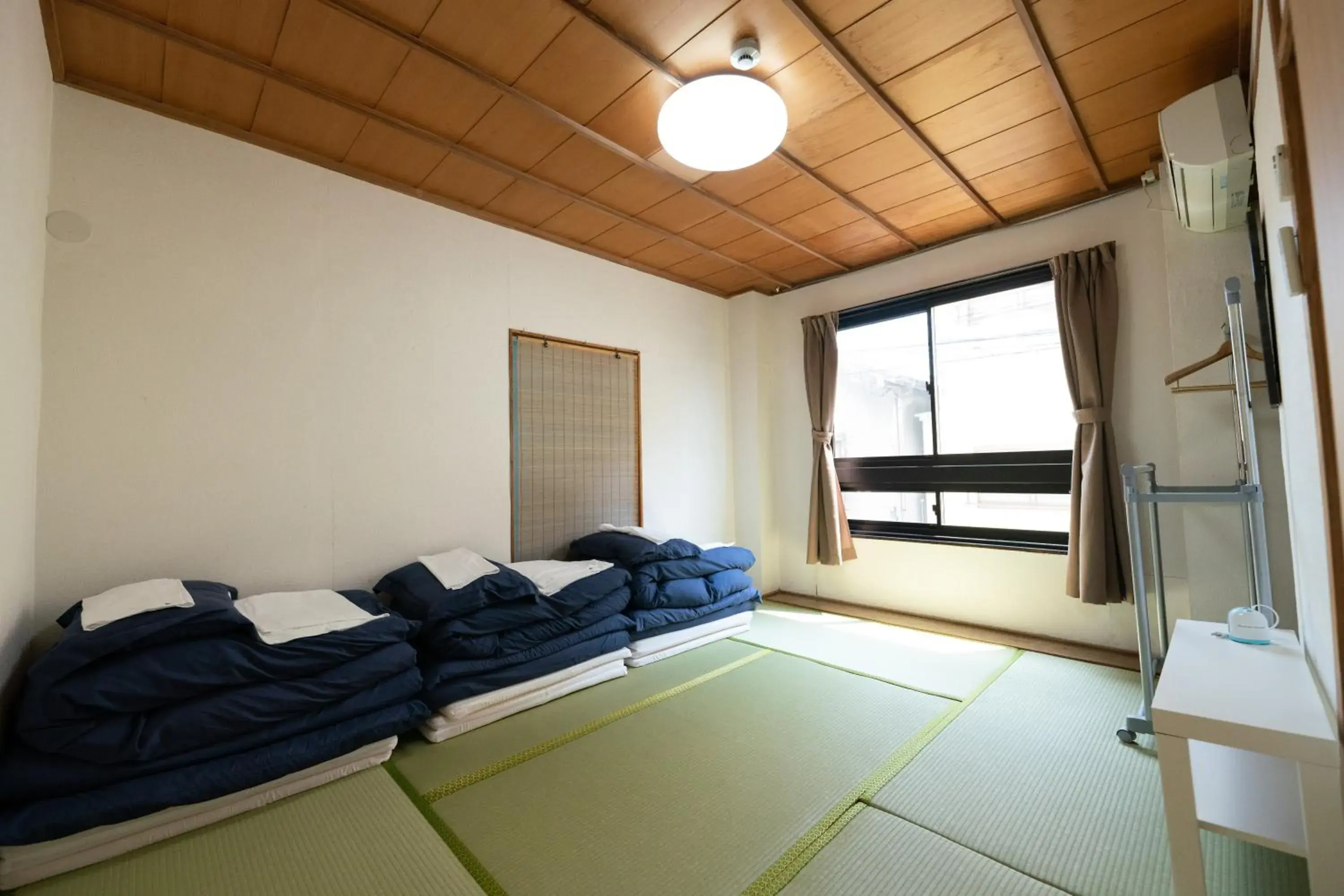 Japanese-Style Triple Room with Shared Bathroom - single occupancy in Guest House Danran Japanese-Style Triple Room with Shared Bathroom - single occupancy in Guest House Danran