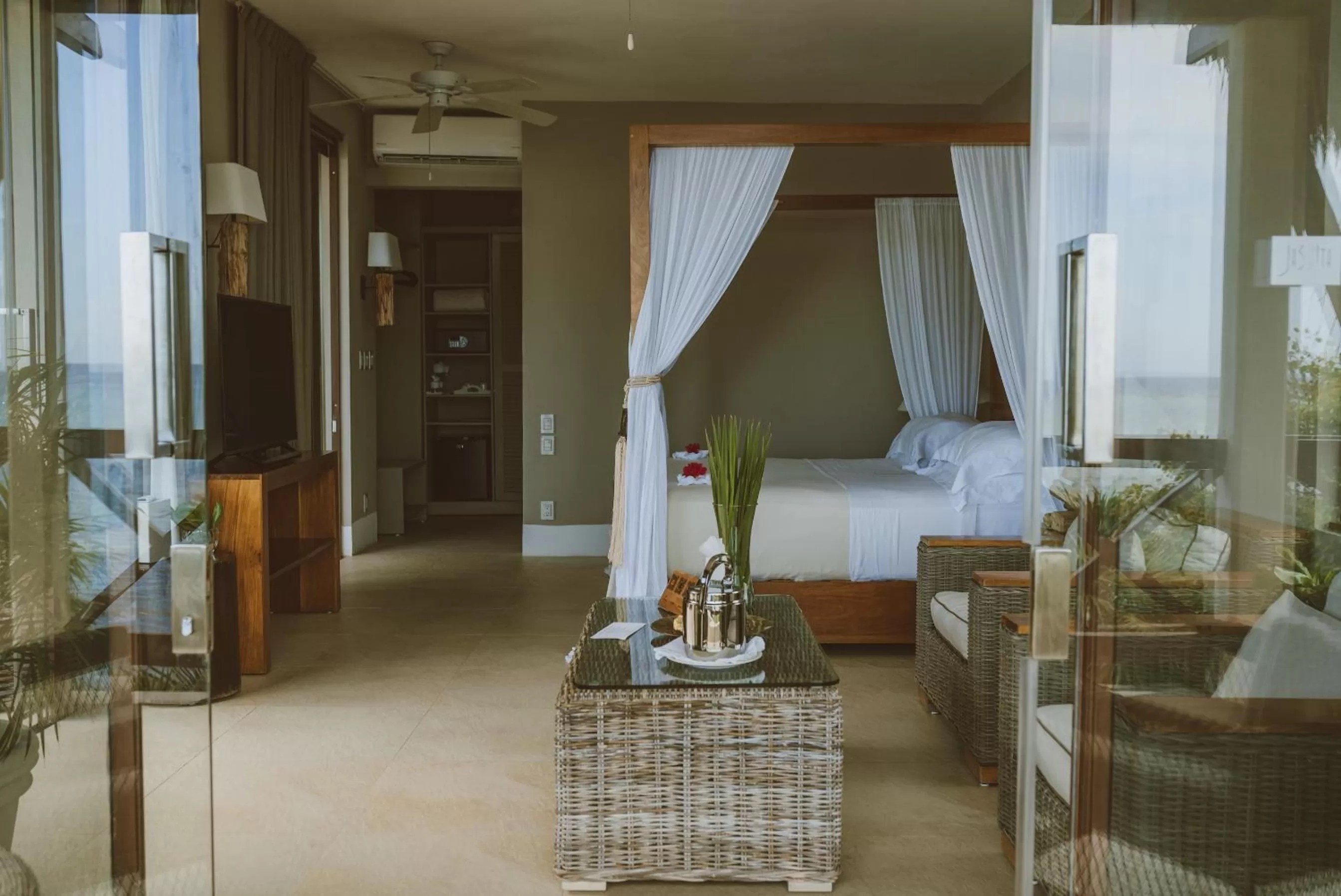 Bed in Jashita Hotel