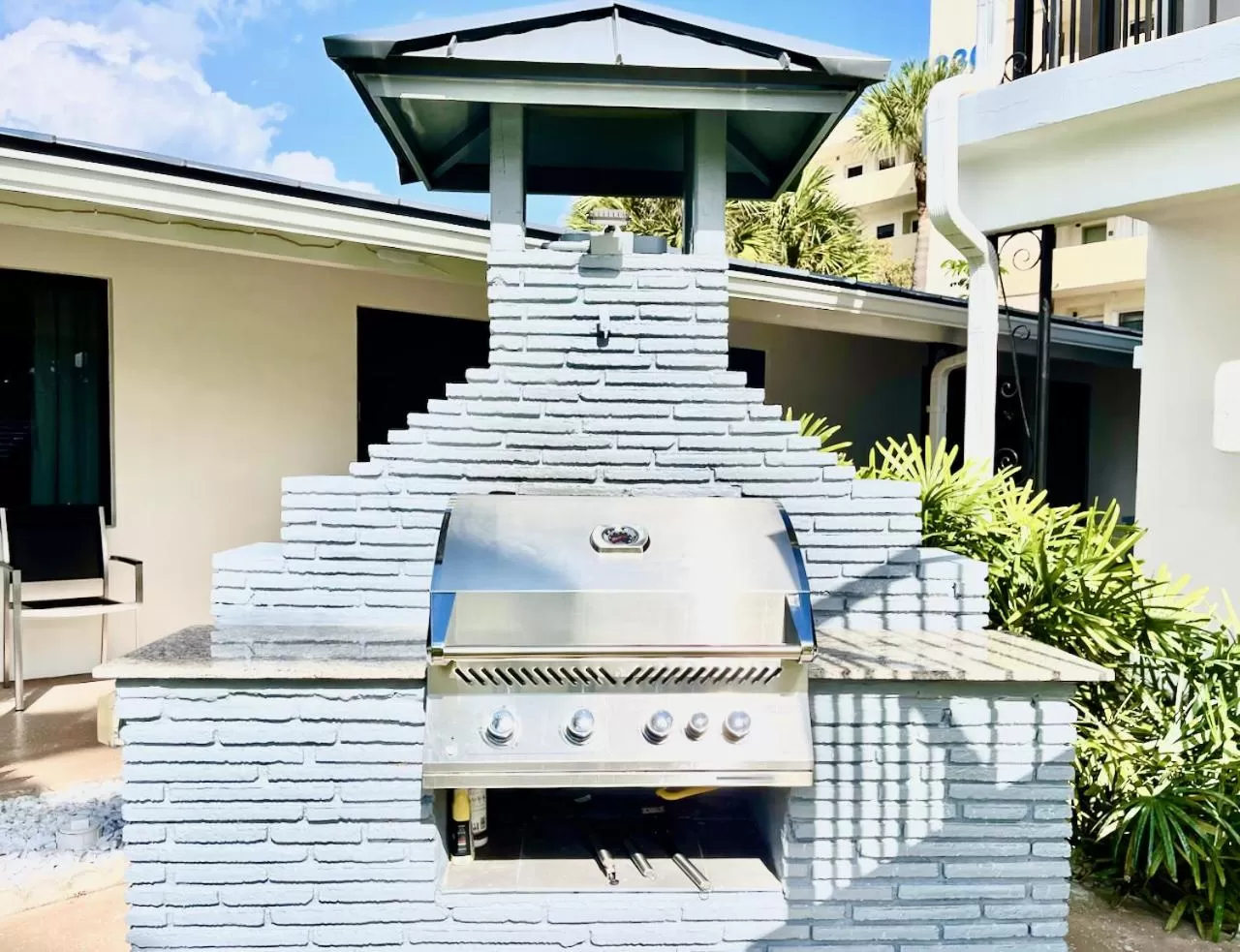 Tropic Isle Beach Resort