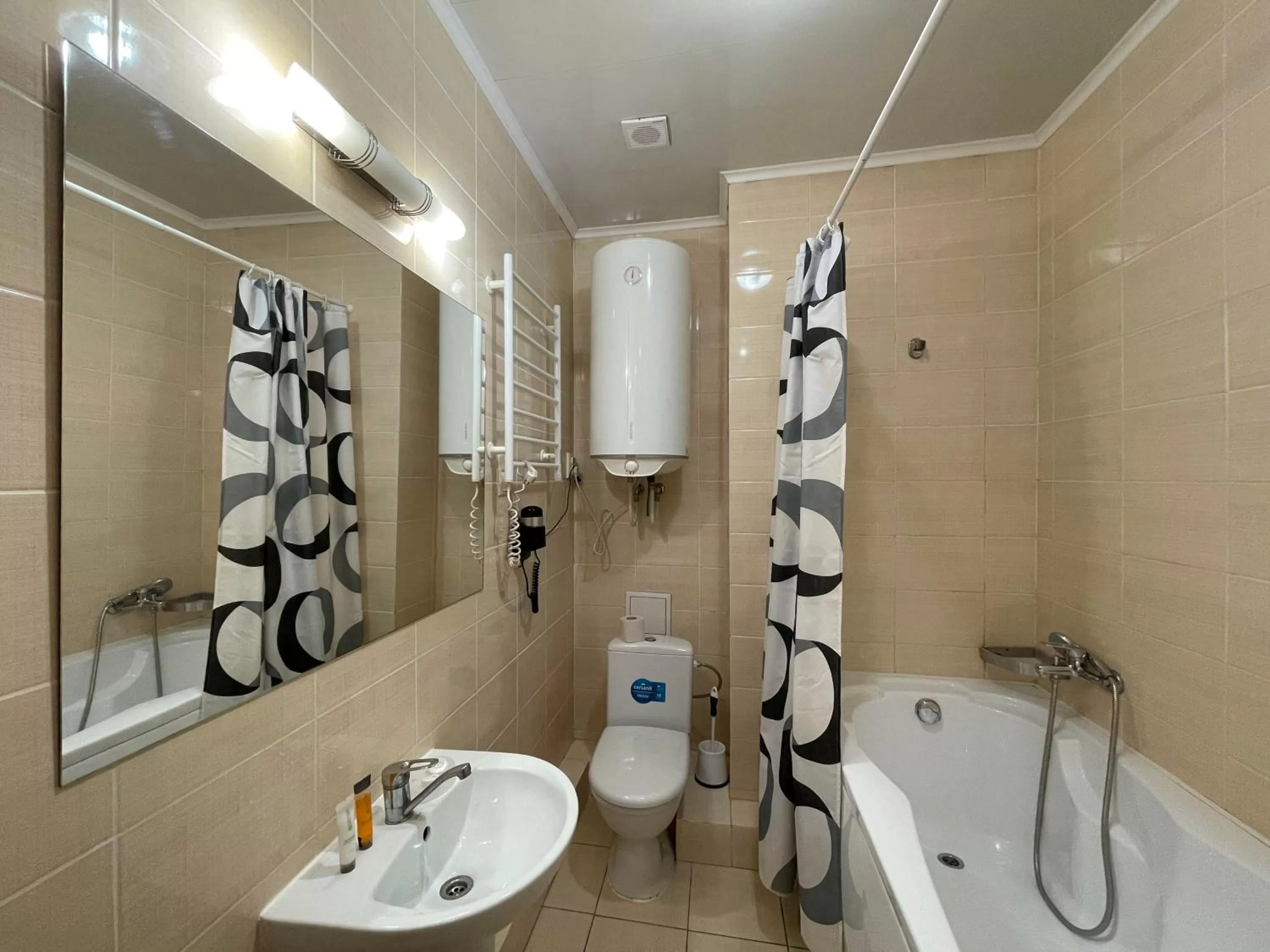 Bathroom in irisHotels