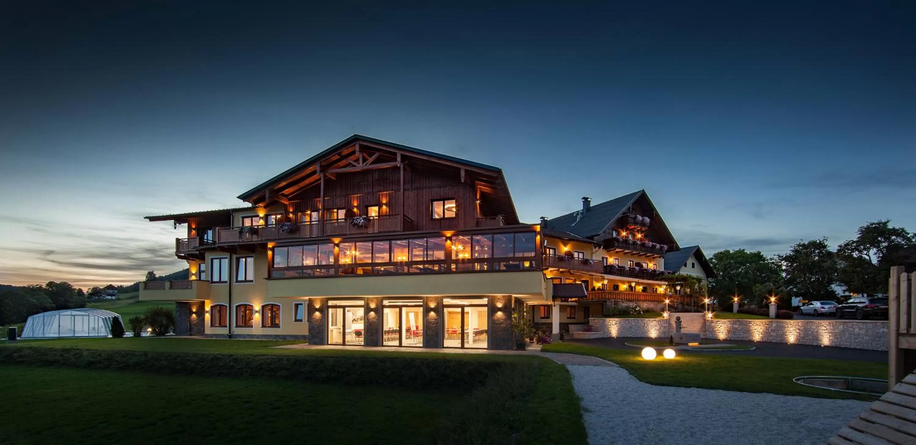 Bird's eye view, Property Building in Panorama Hotel Gasthof Leidingerhof
