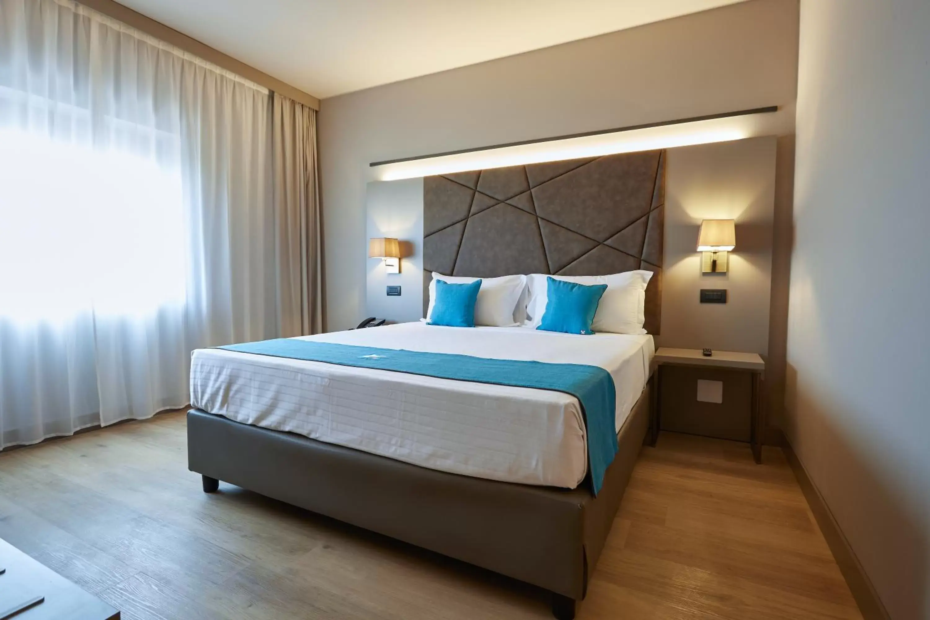 Classic Double Room in DC HOTEL INTERNATIONAL Classic Double Room in DC HOTEL INTERNATIONAL