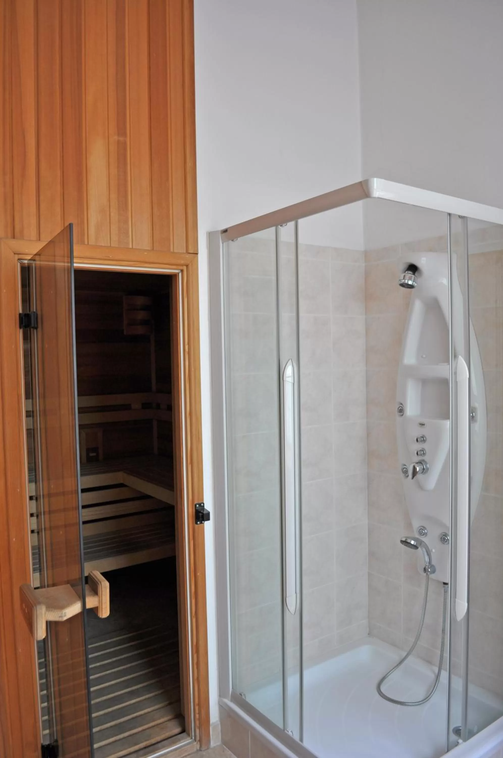 Sauna in Hotel Opera