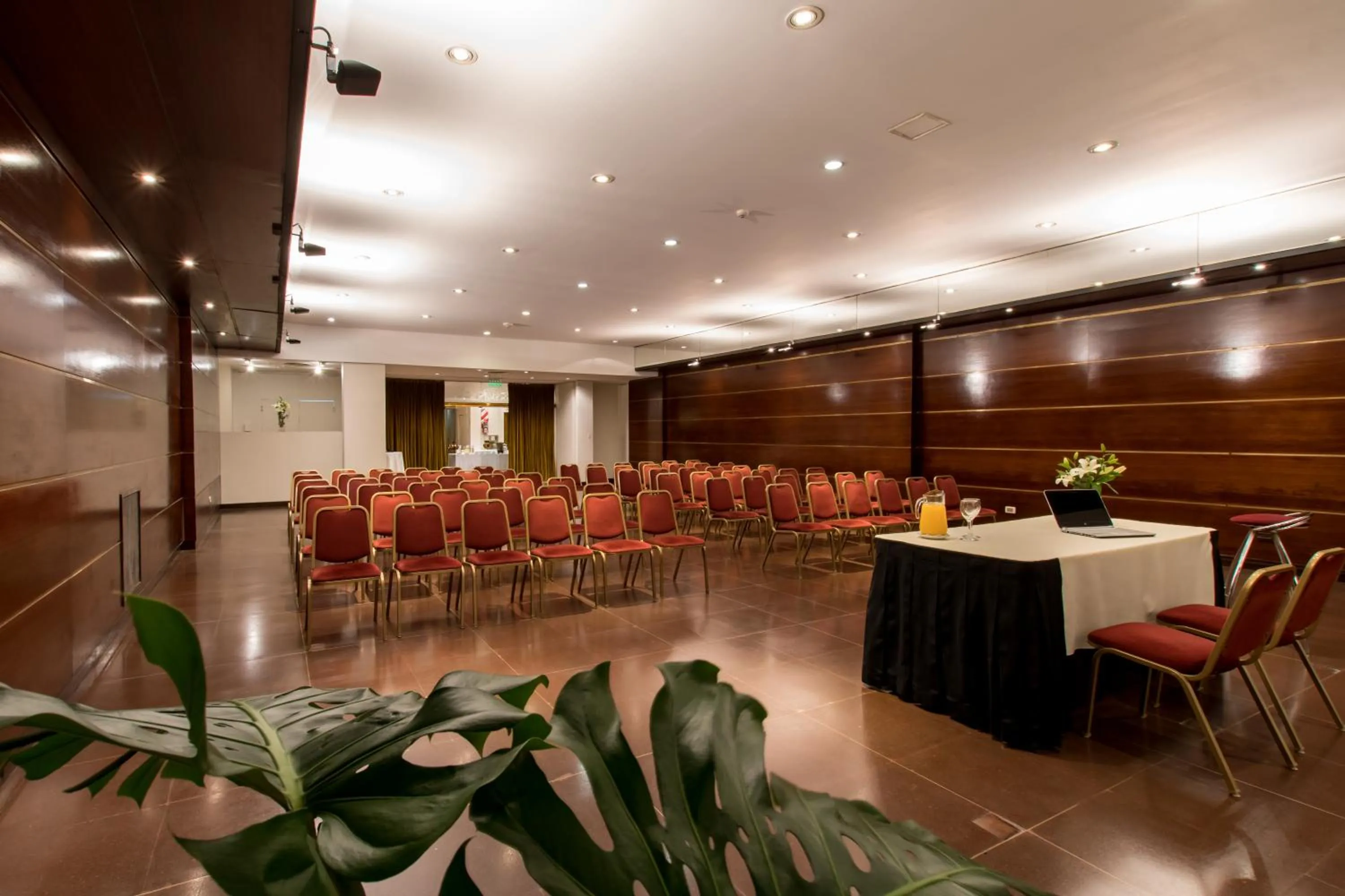 Hotel Solans Carlton