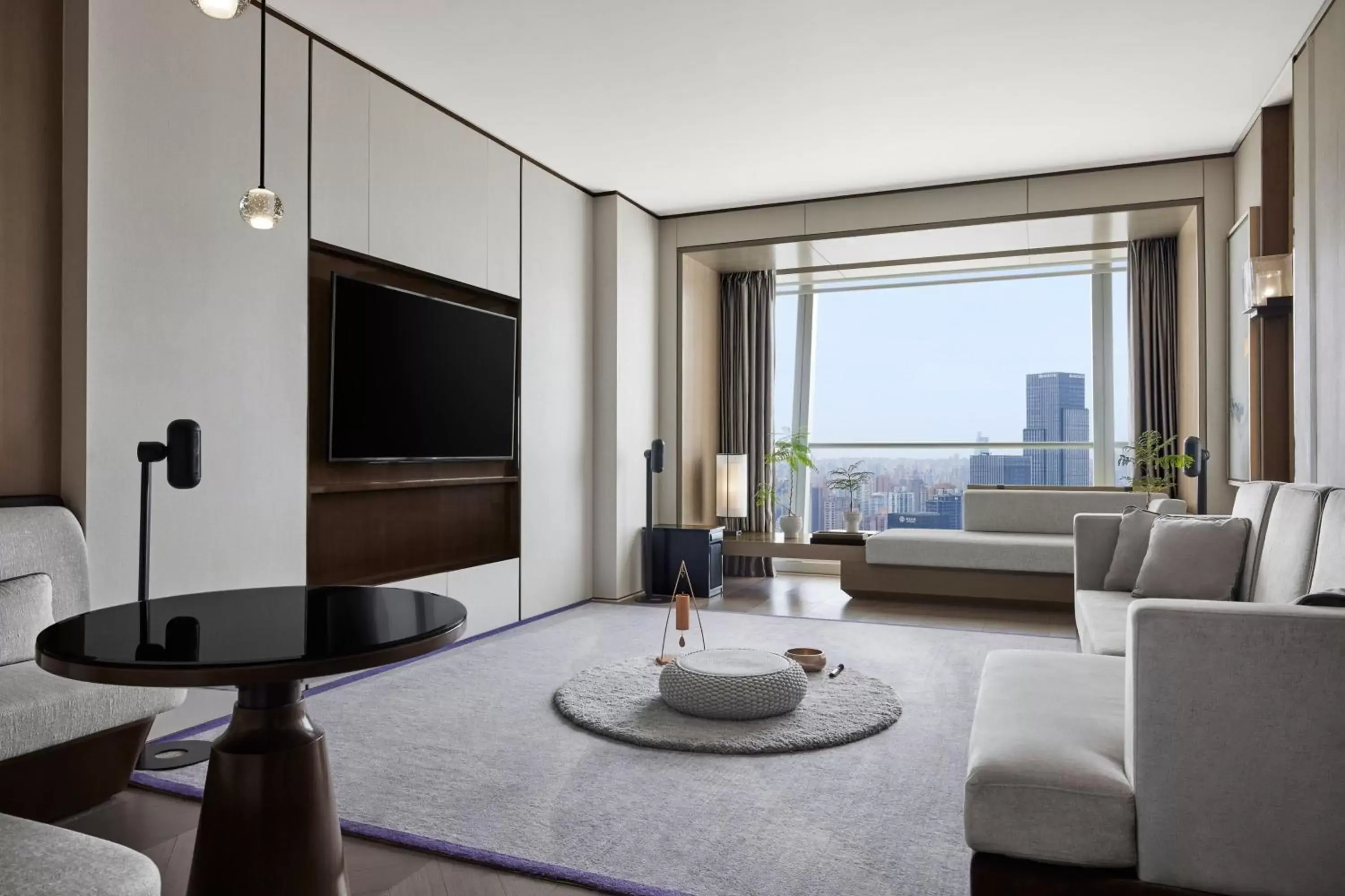 Executive Suite in JW Marriott Marquis Hotel Shanghai Pudong Executive Suite in JW Marriott Marquis Hotel Shanghai Pudong