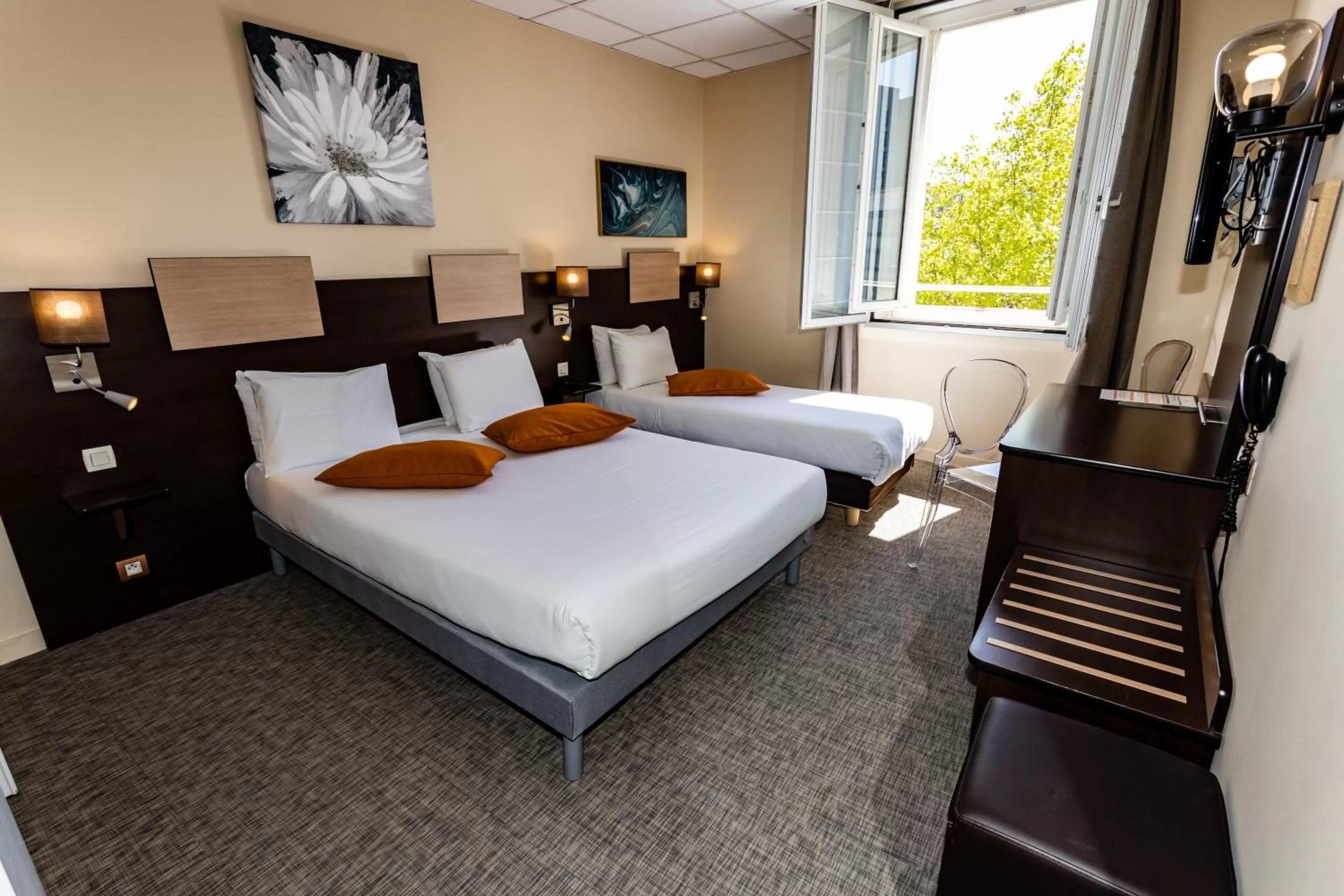 Bedroom, Bed in Hôtel de Champagne