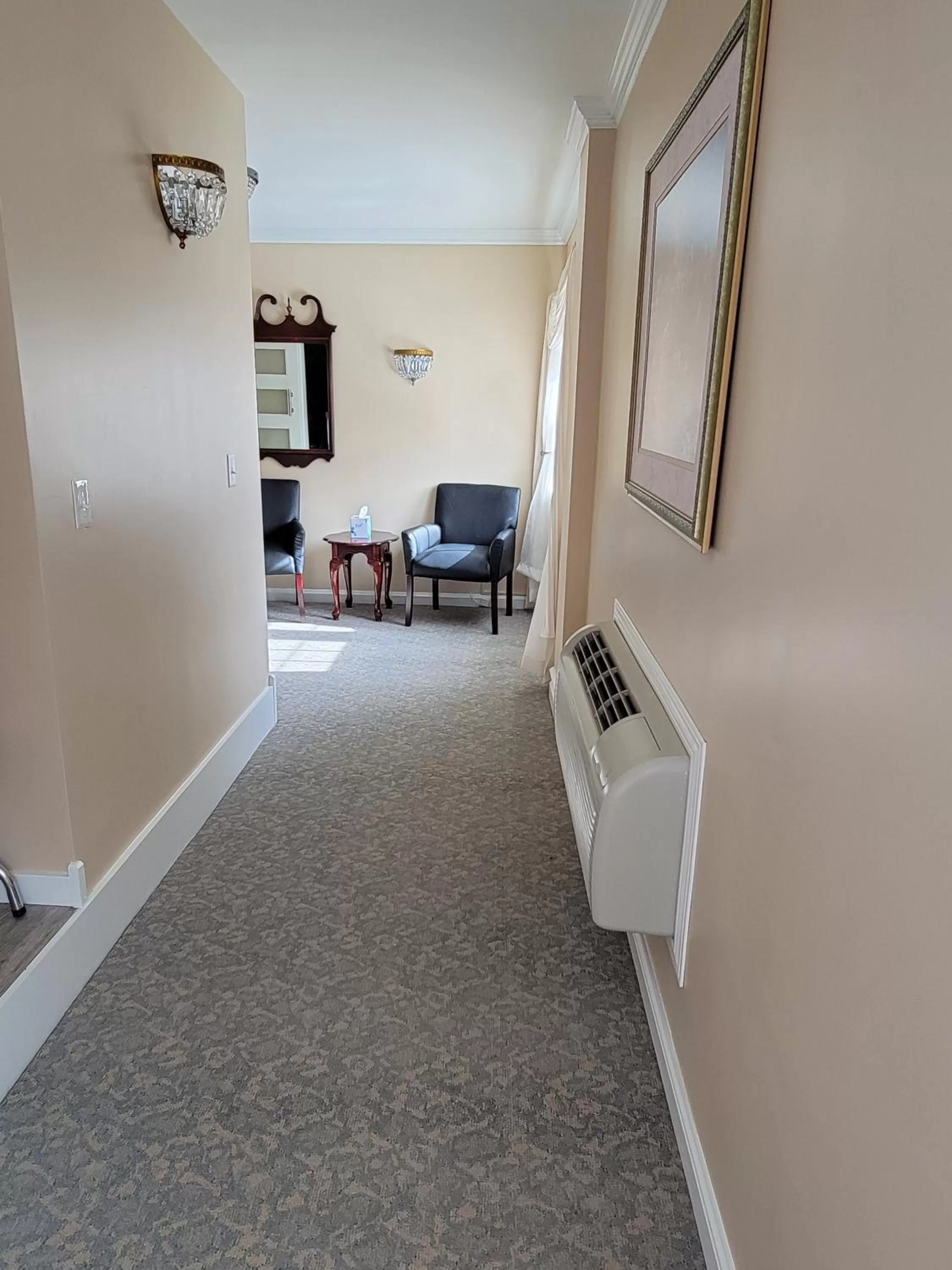 Area and facilities in Lowell Inn