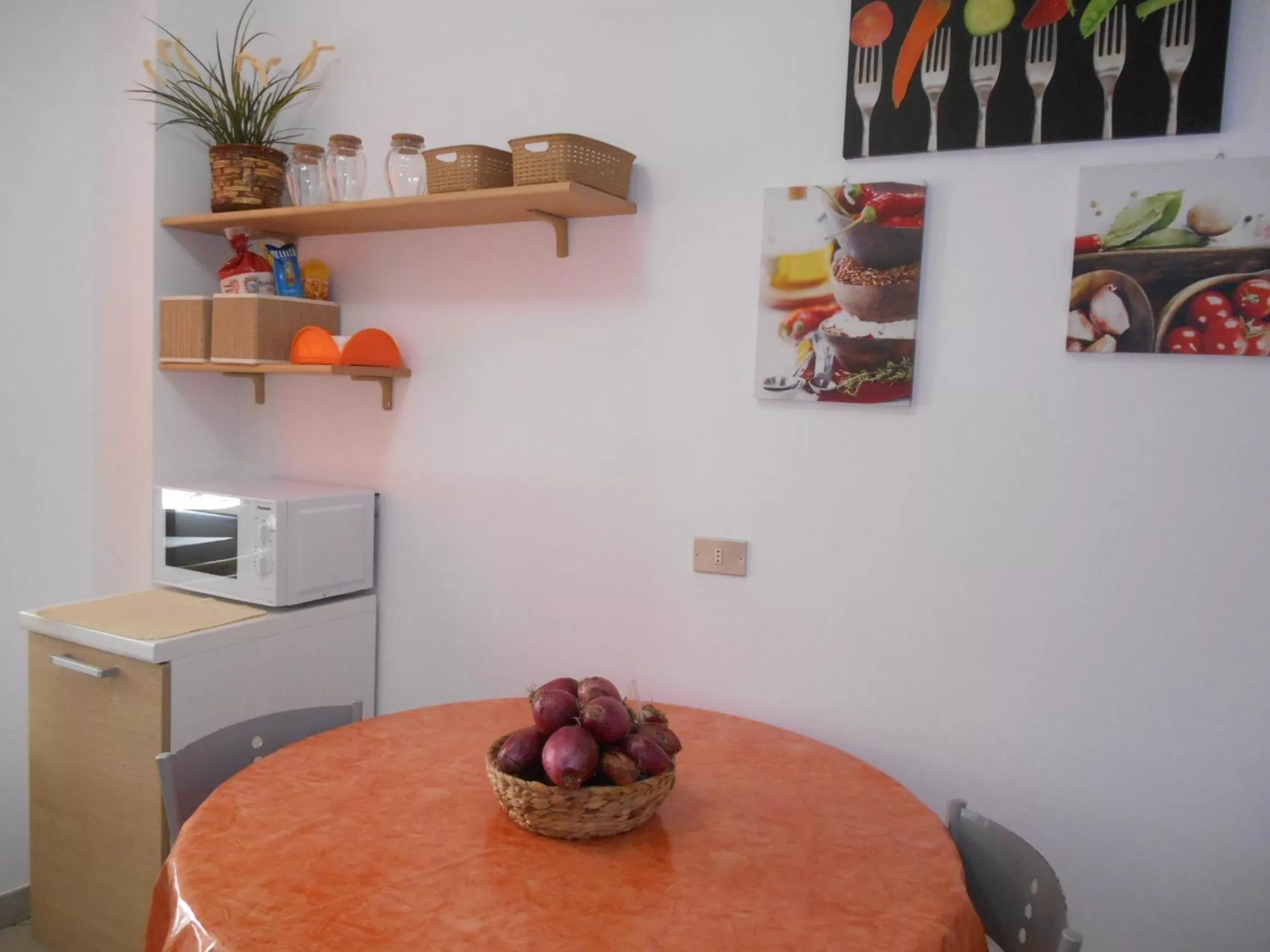 Dining Area in BlueMind