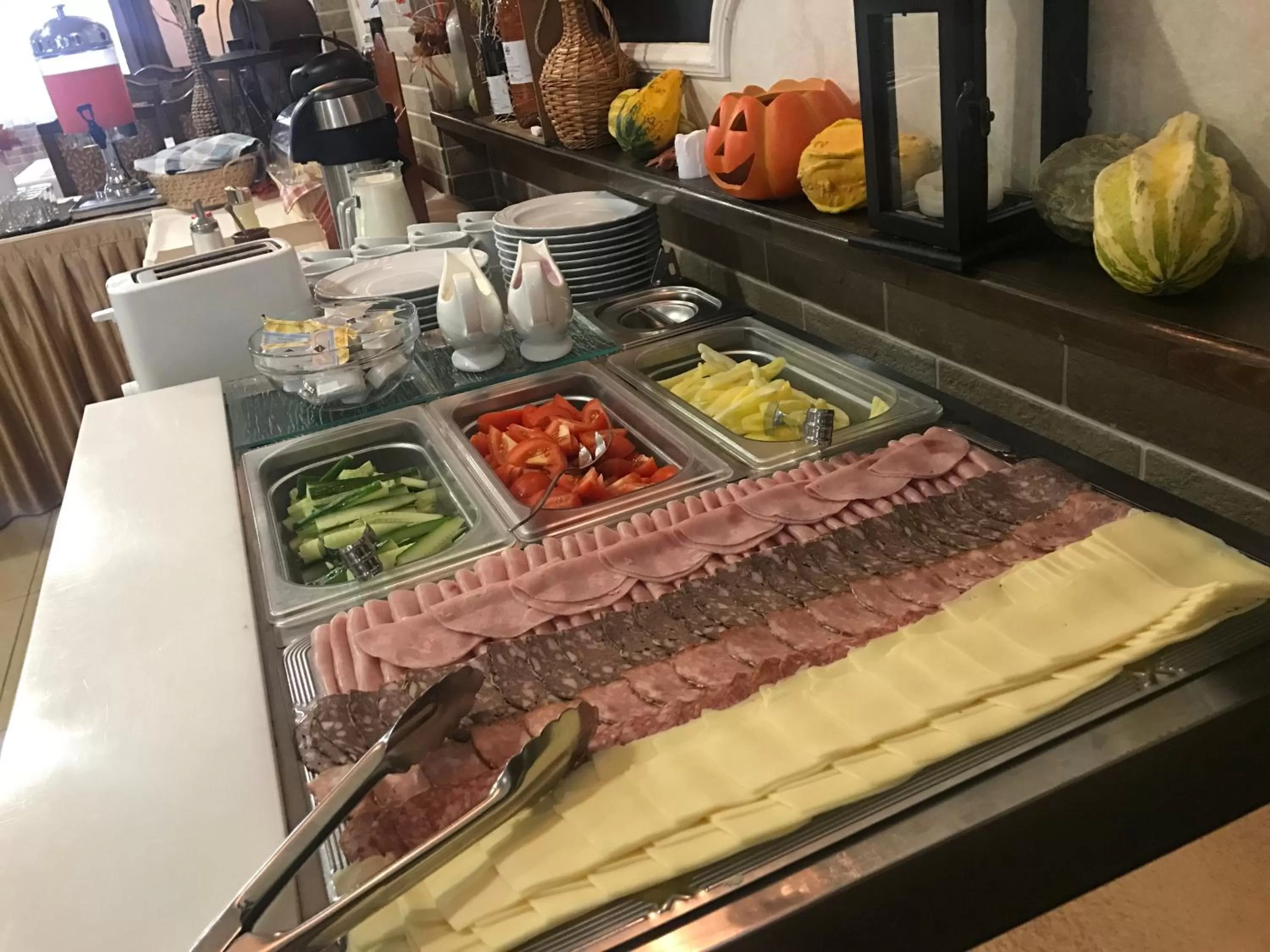 Buffet breakfast in Nefelejcs Hotel