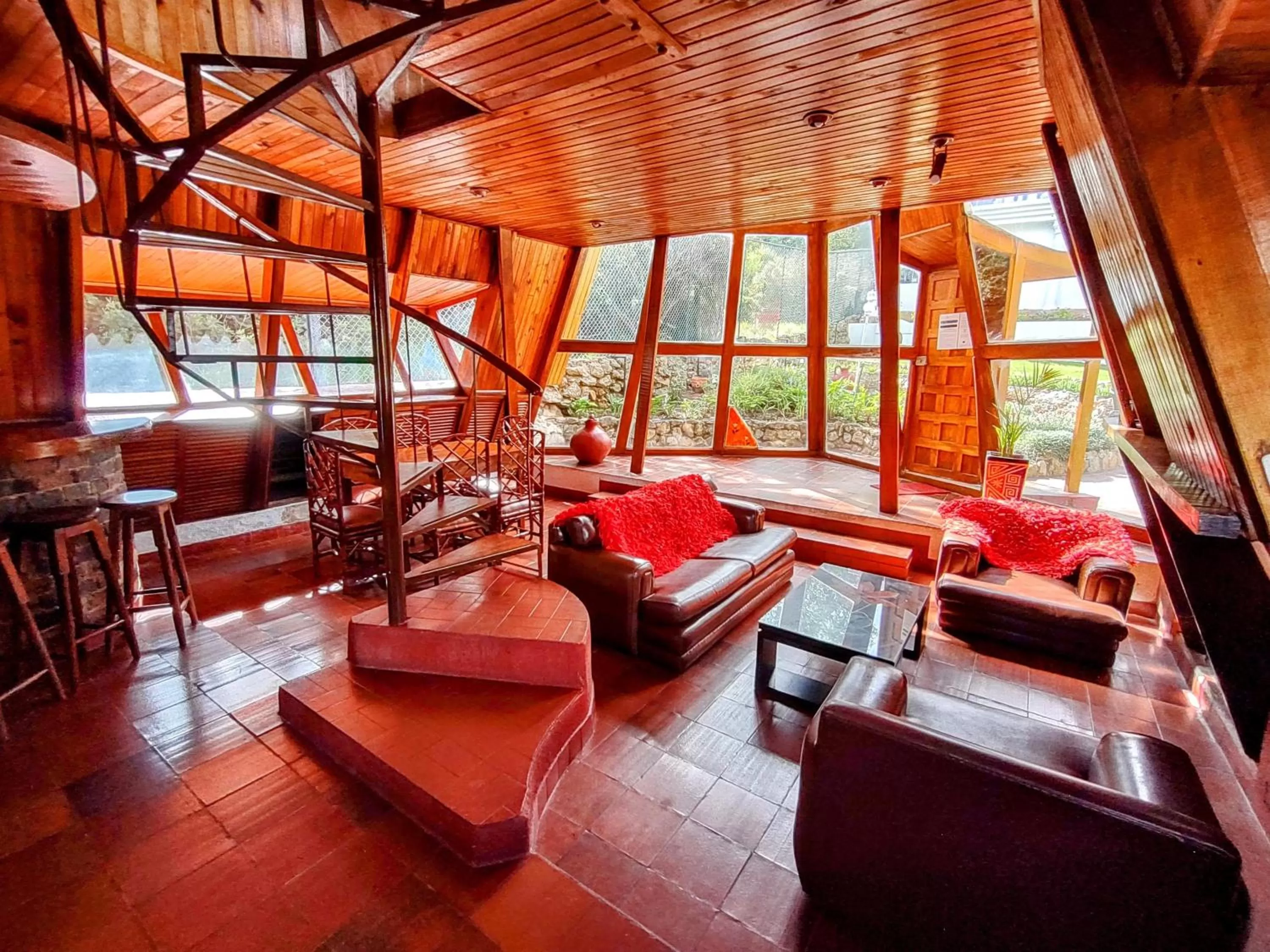 Living room, Seating Area in Refugio Génesis habitaciones Lago de Tota