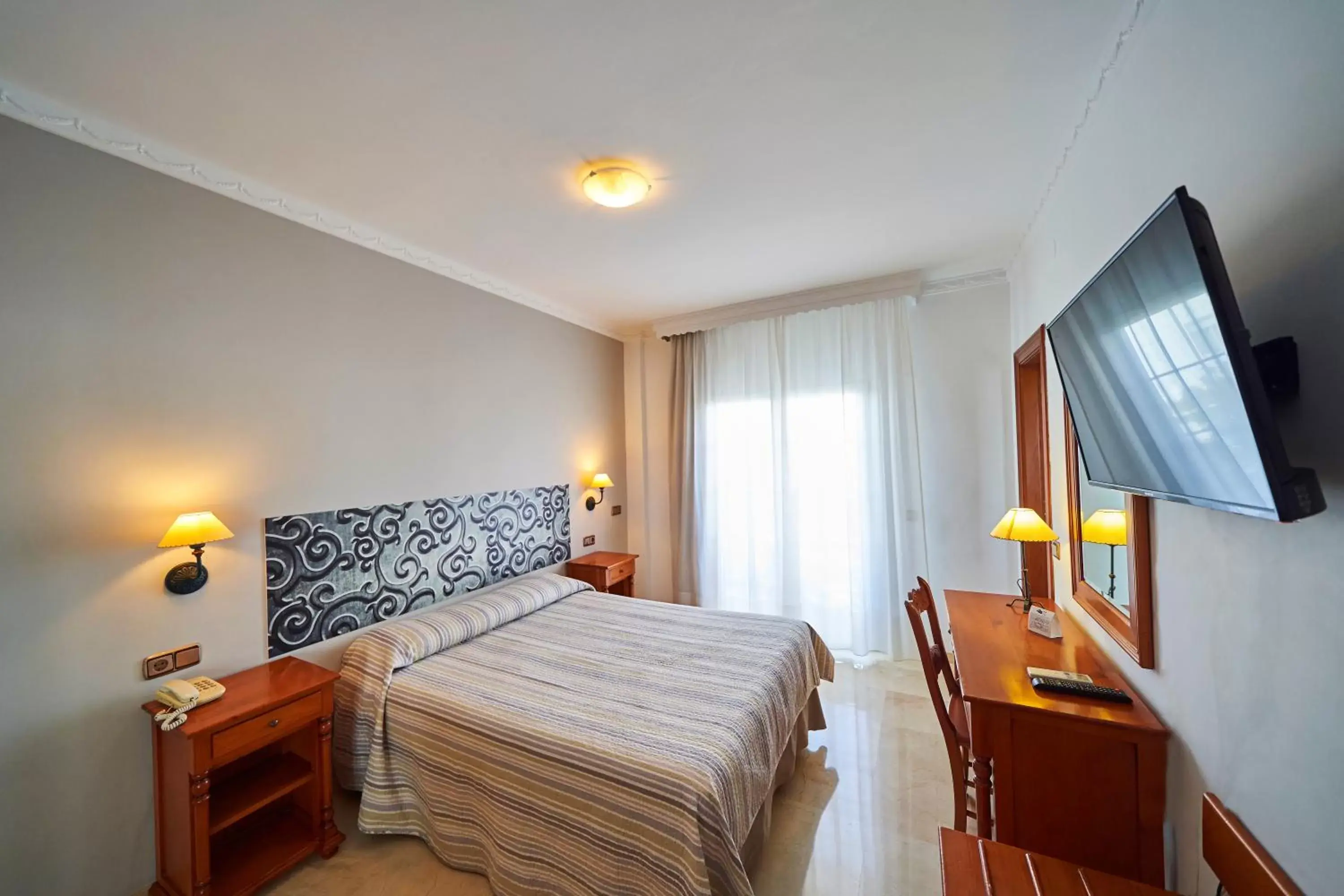 Double or Twin Room in Hotel Bajamar Centro Double or Twin Room in Hotel Bajamar Centro