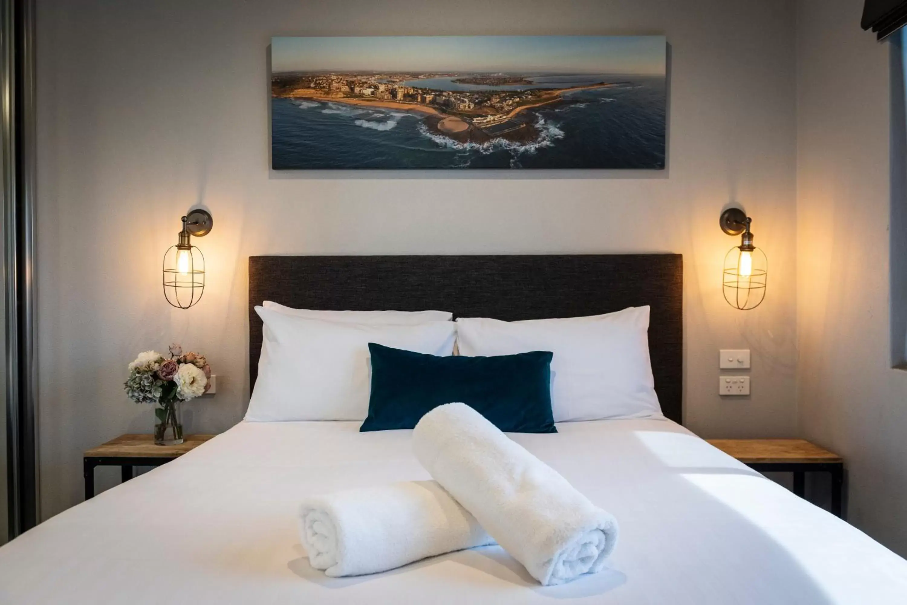 Two-Bedroom Apartment with Pool View in Merewether Motel Two-Bedroom Apartment with Pool View in Merewether Motel