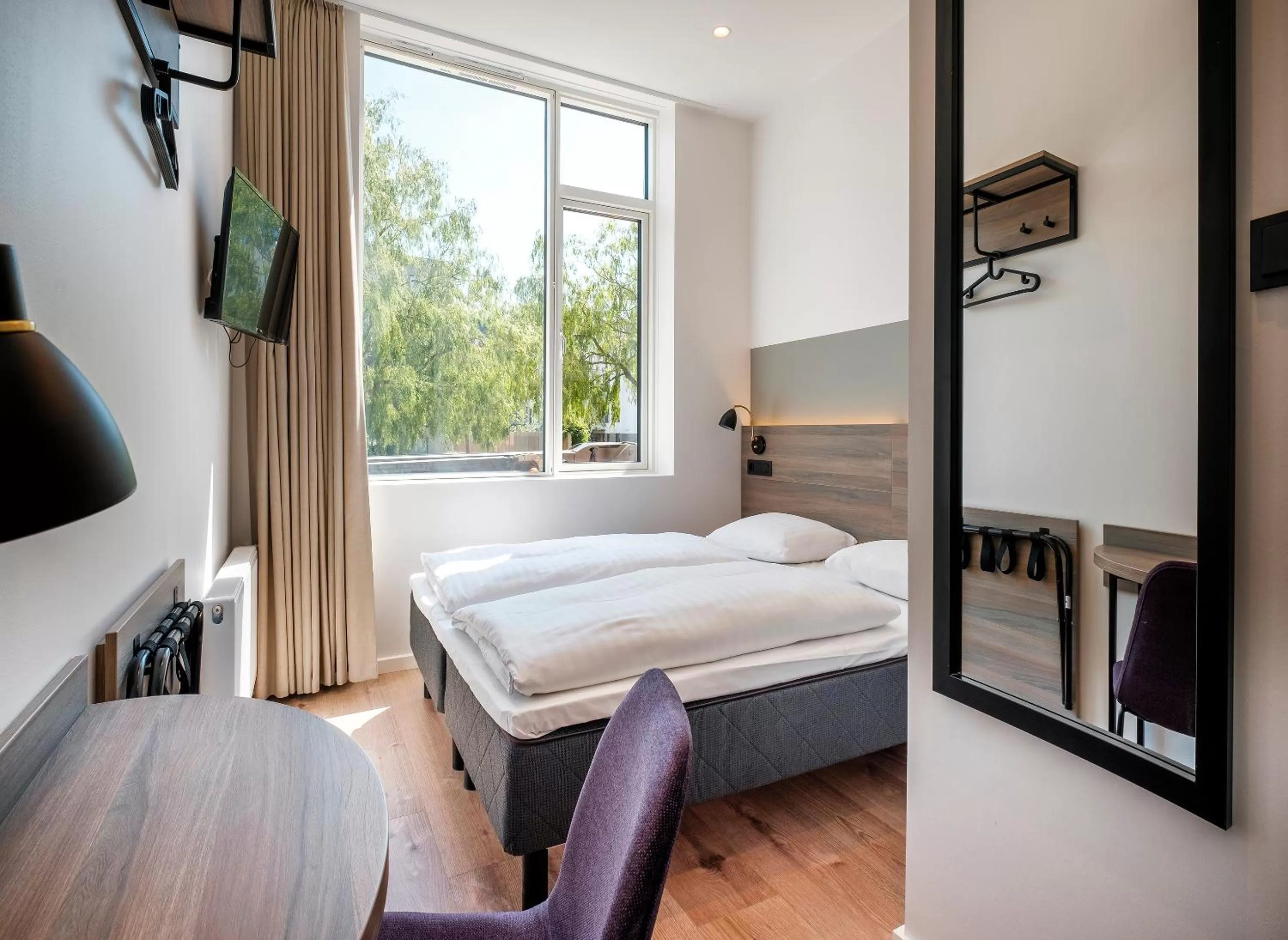 Bed in Go Hotel City