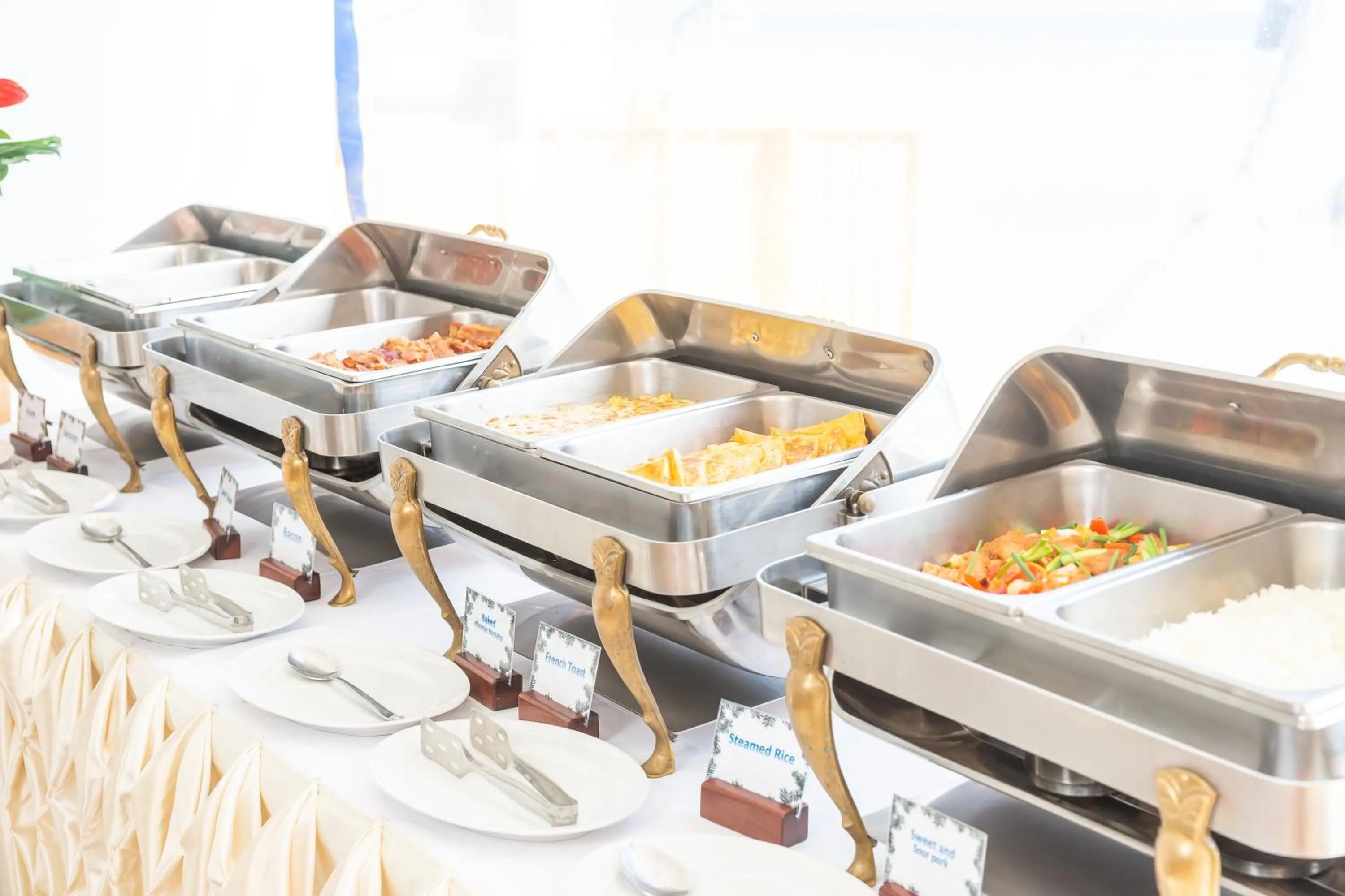 Food and drinks in Chaba Cabana Beach Resort