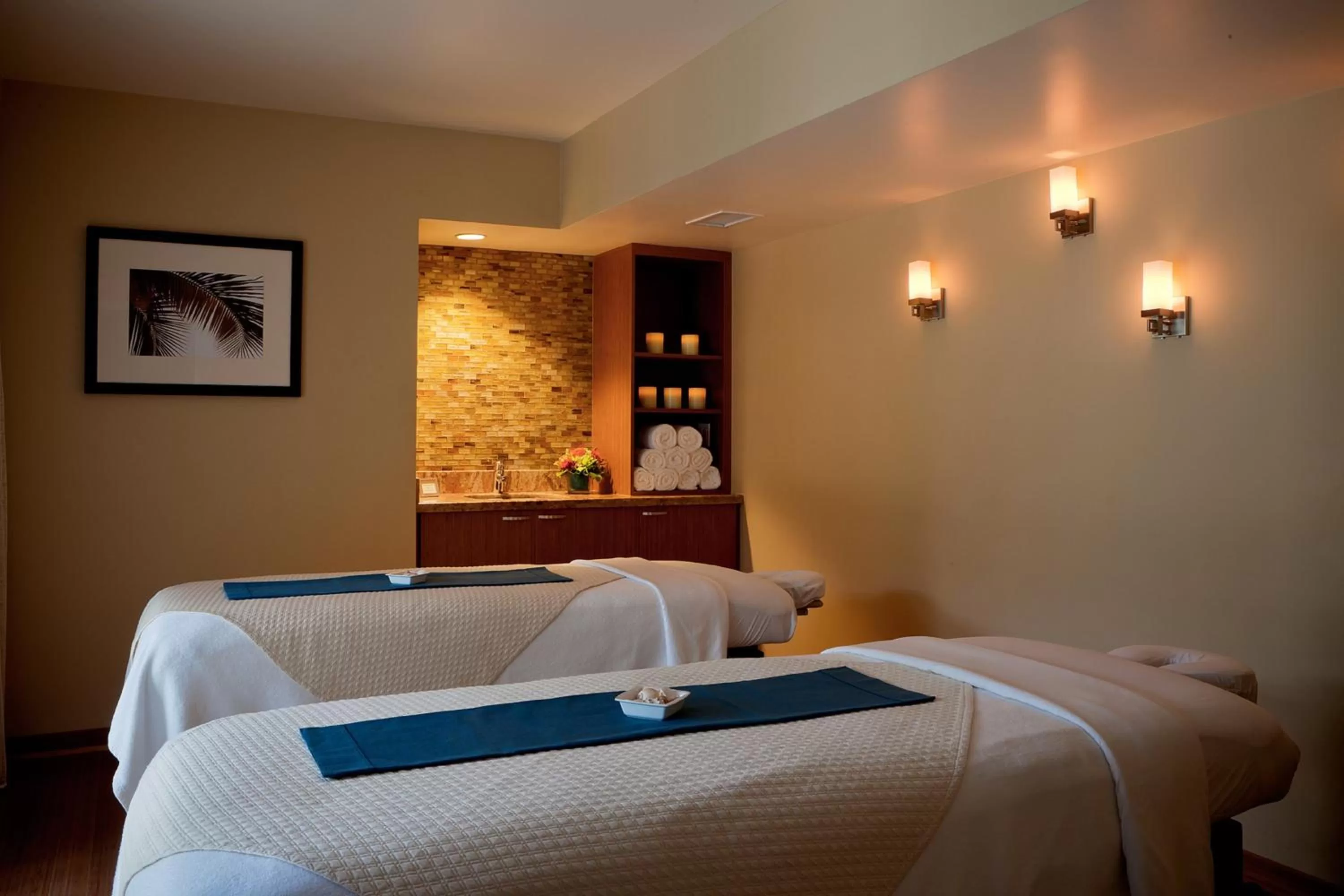 Spa and wellness centre/facilities, Bed in Hotel Indigo San Diego Del Mar by IHG