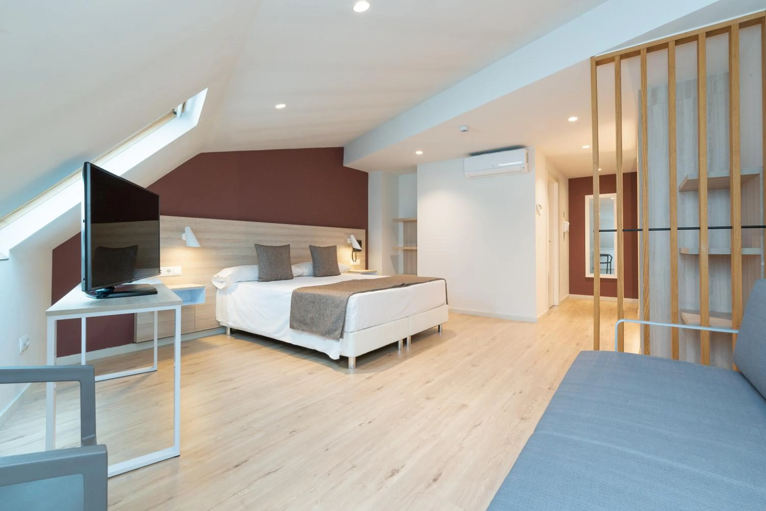 Bed in Hotel & Aparthotel Cosmos