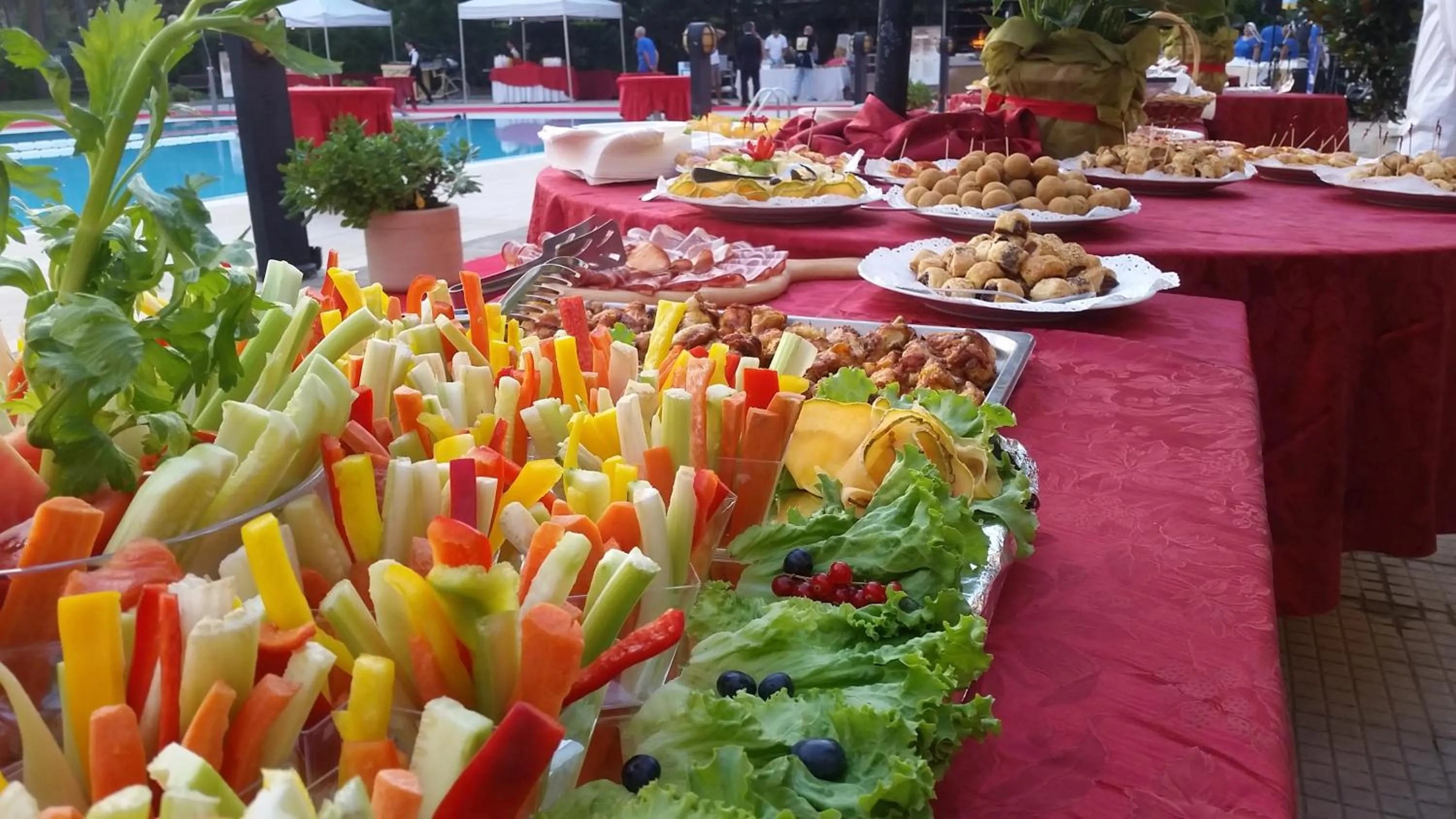 Food and drinks in Hotel Dante Family Spa Resort