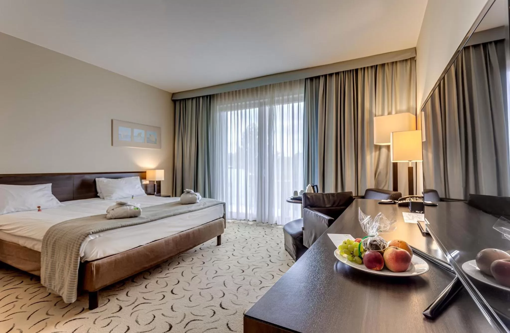 Photo of the whole room, Bed in Holiday Inn Resort Warsaw Józefów by IHG