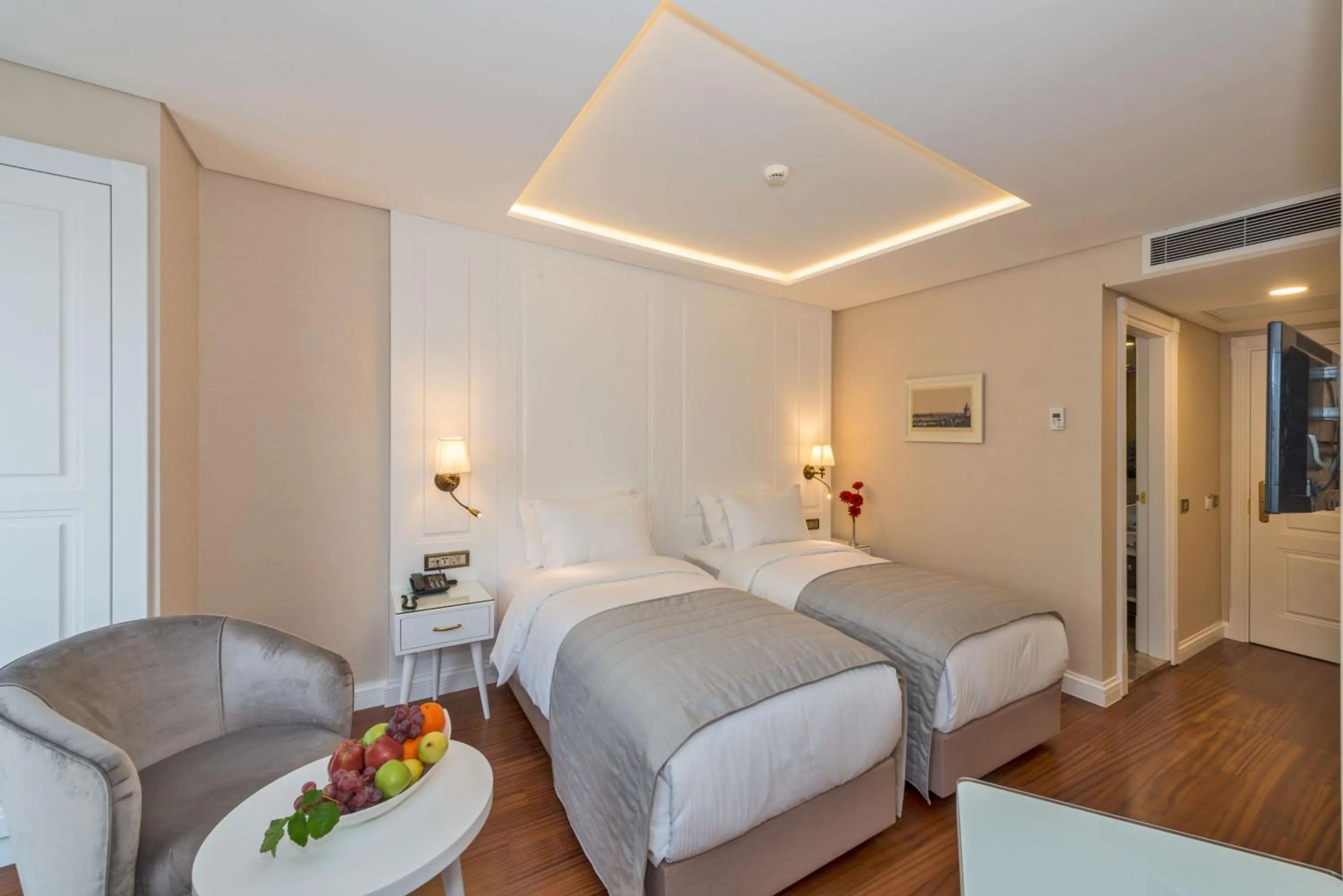 Photo of the whole room, Bed in Ada Karakoy Hotel - Special Category