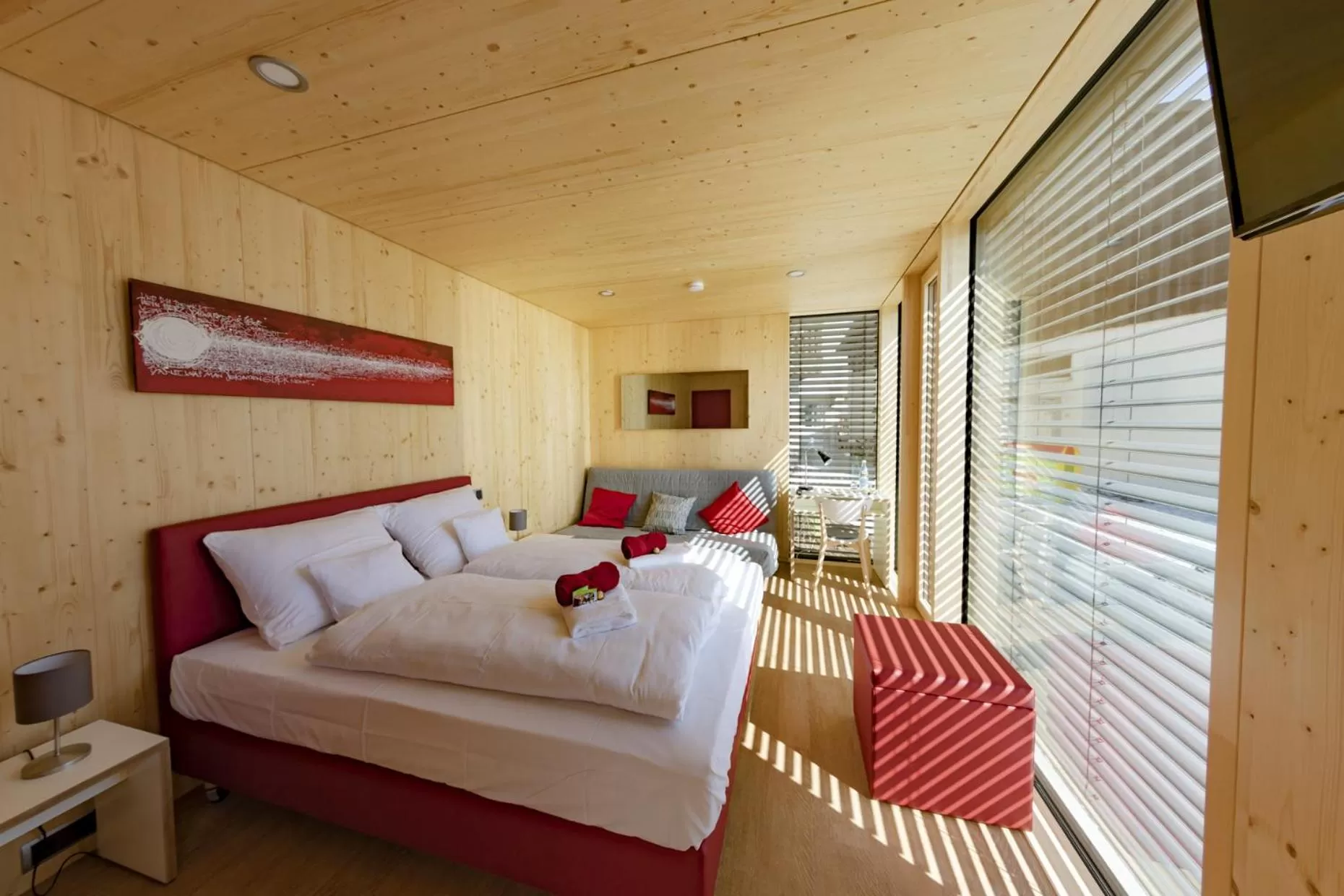 Photo of the whole room, Bed in kleinHOTEL Steinau-Rabenstein GbR