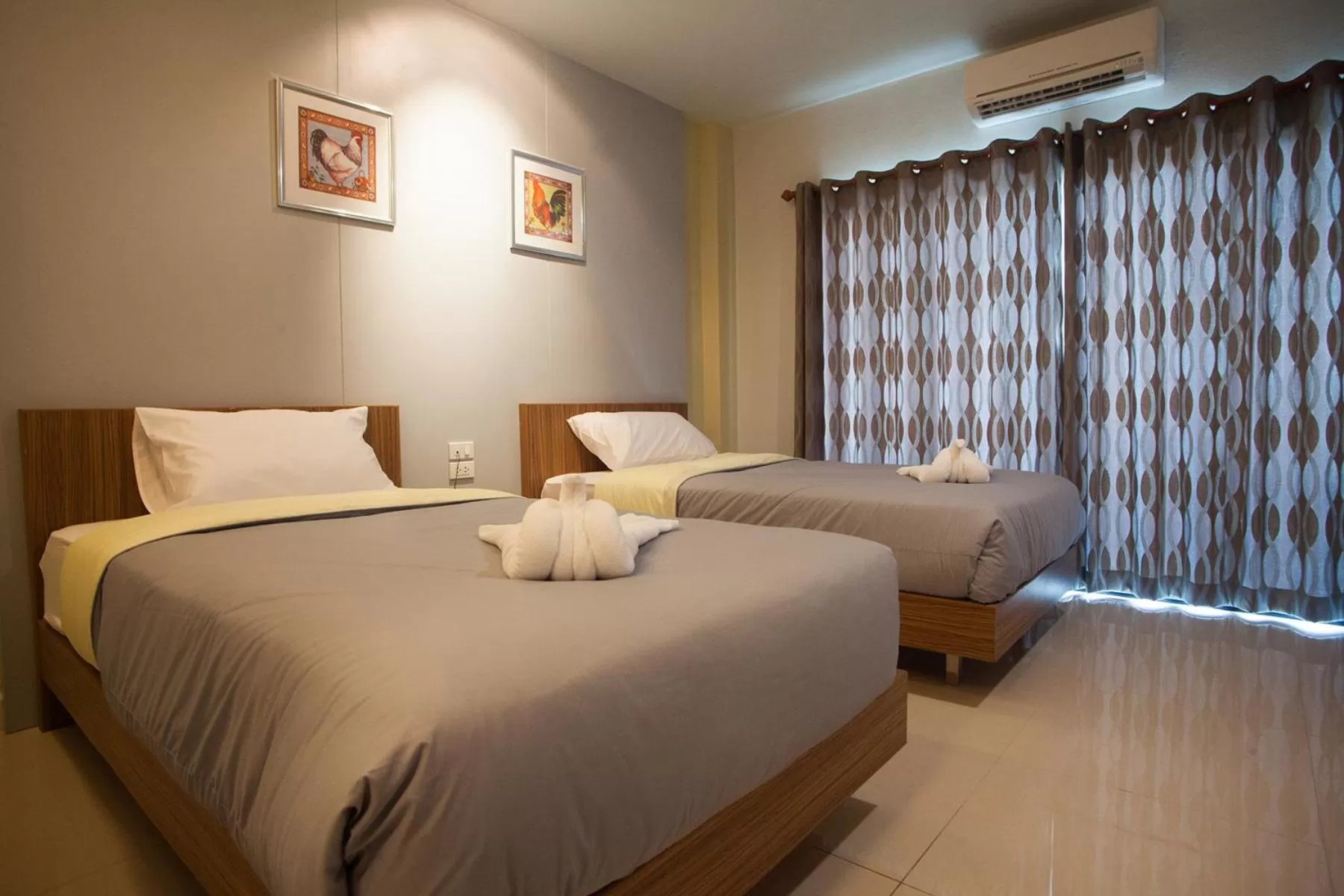 Bedroom, Bed in Morage Hotel