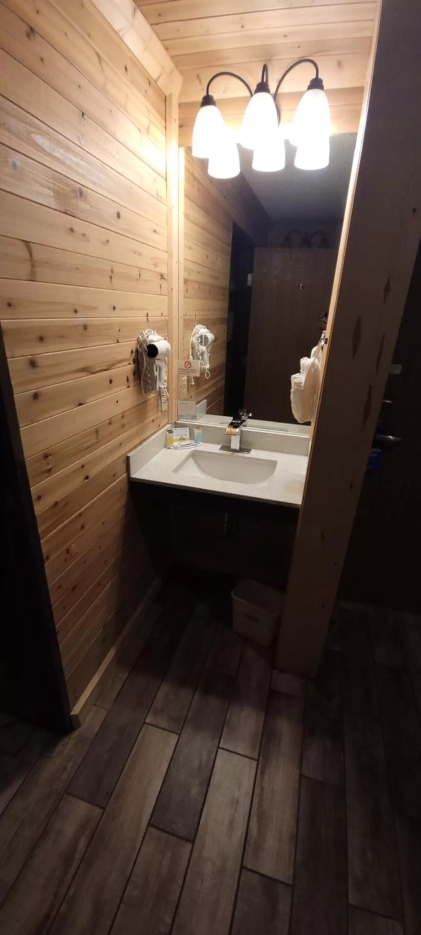 Days Inn by Wyndham Cadillac