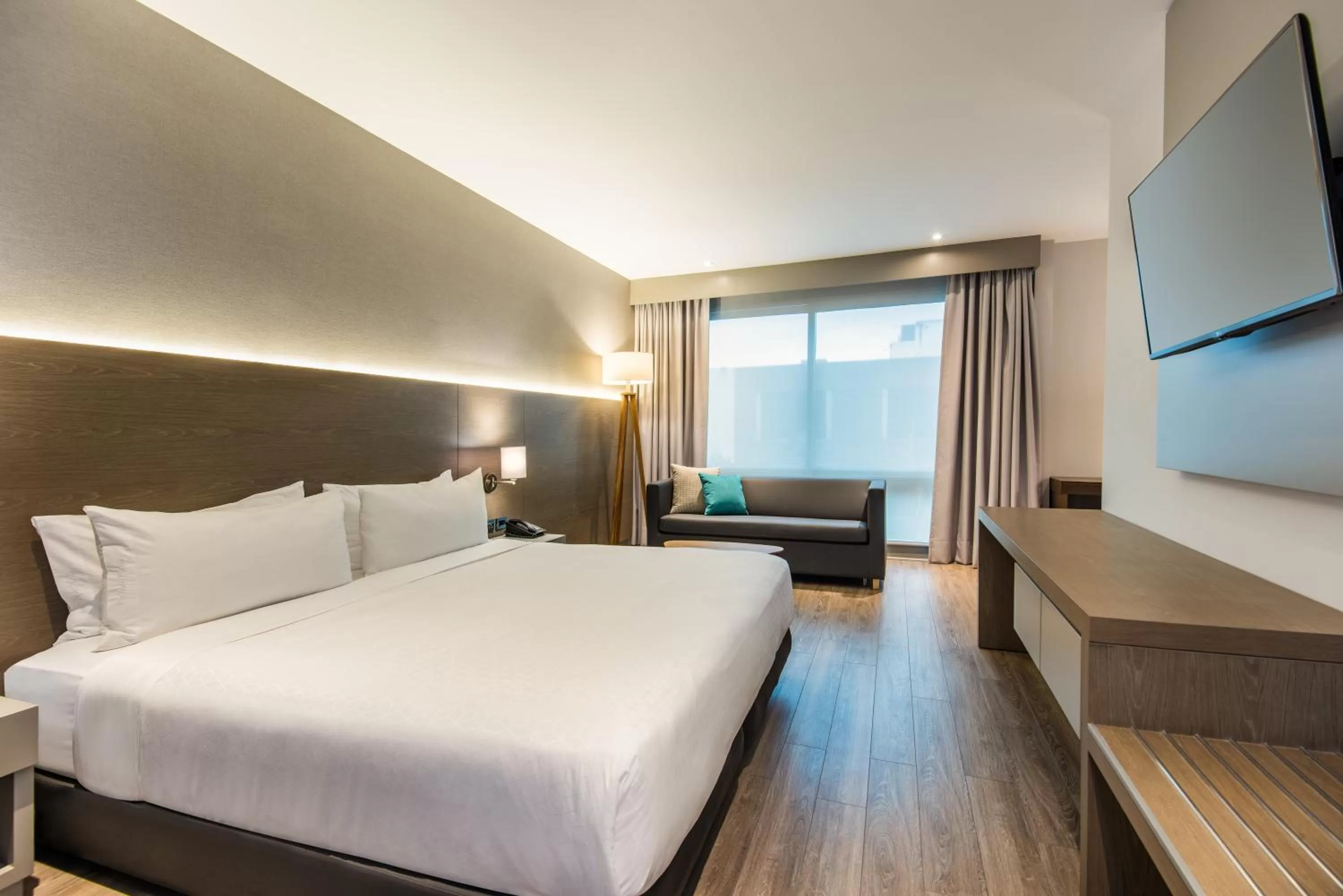 Photo of the whole room, Bed in Holiday Inn Express Bogotá - Parque La 93 by IHG