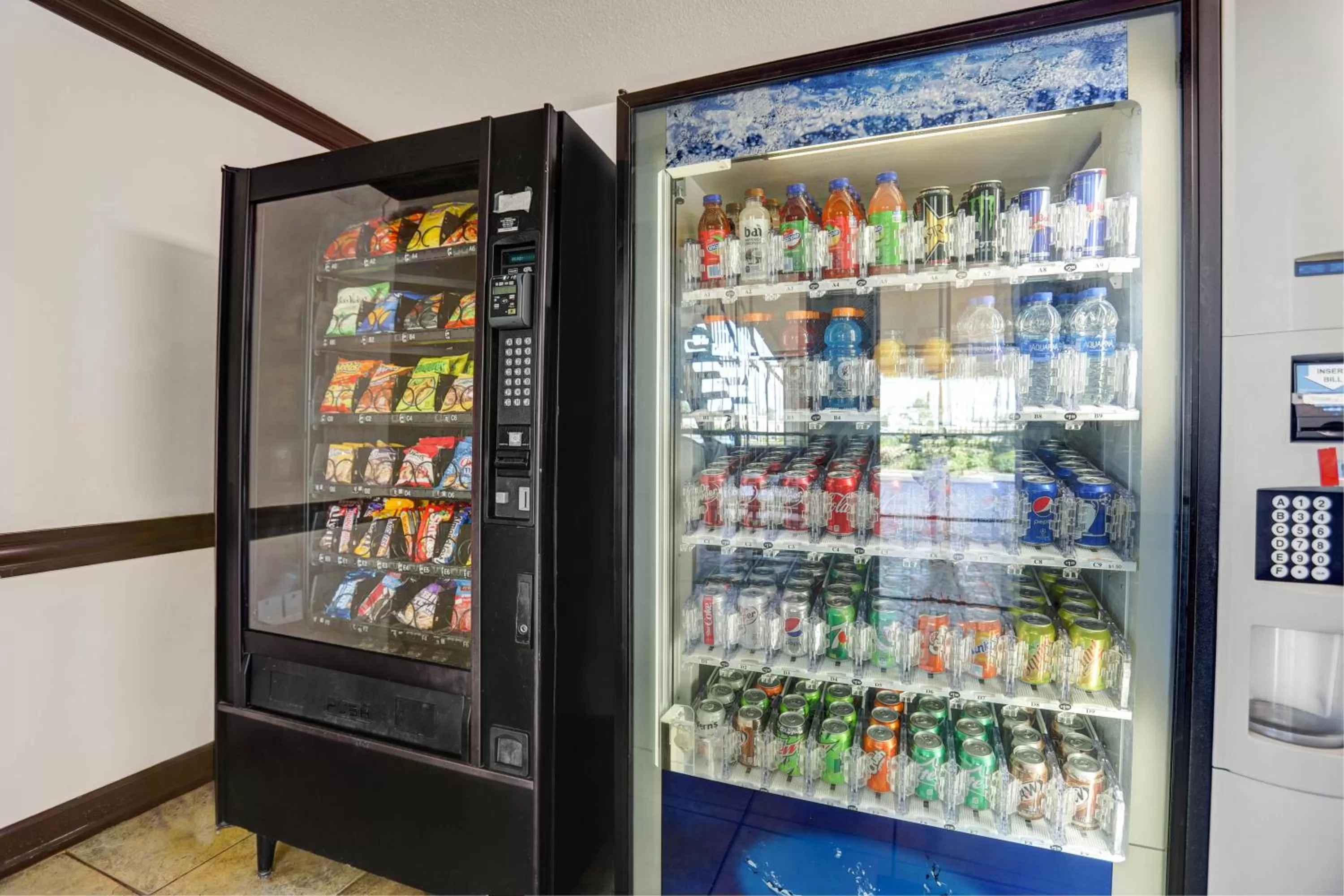 vending machine in Motel 6-Lodi, CA