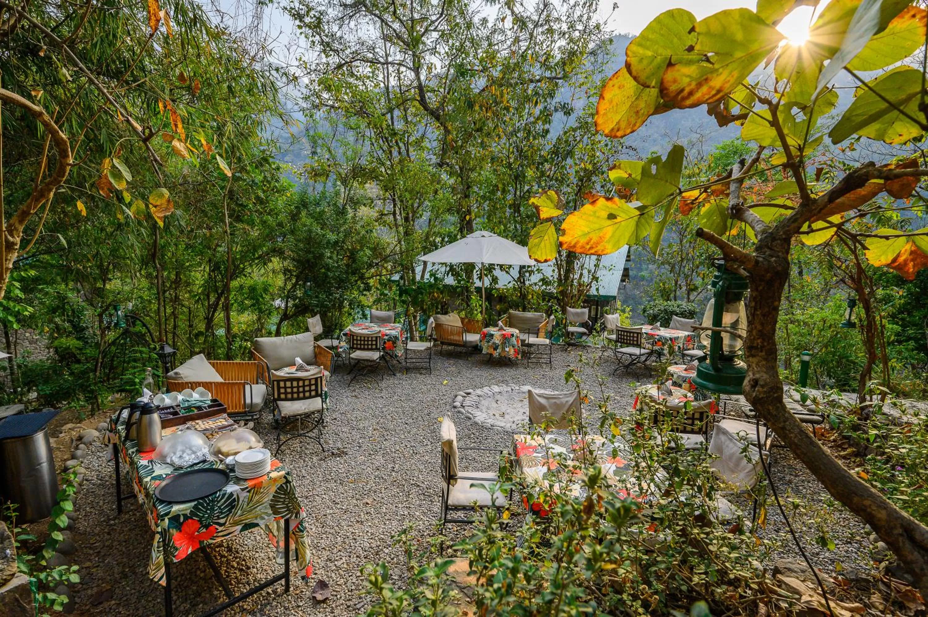 Coffee/tea facilities in Neemrana's Glasshouse on the Ganges